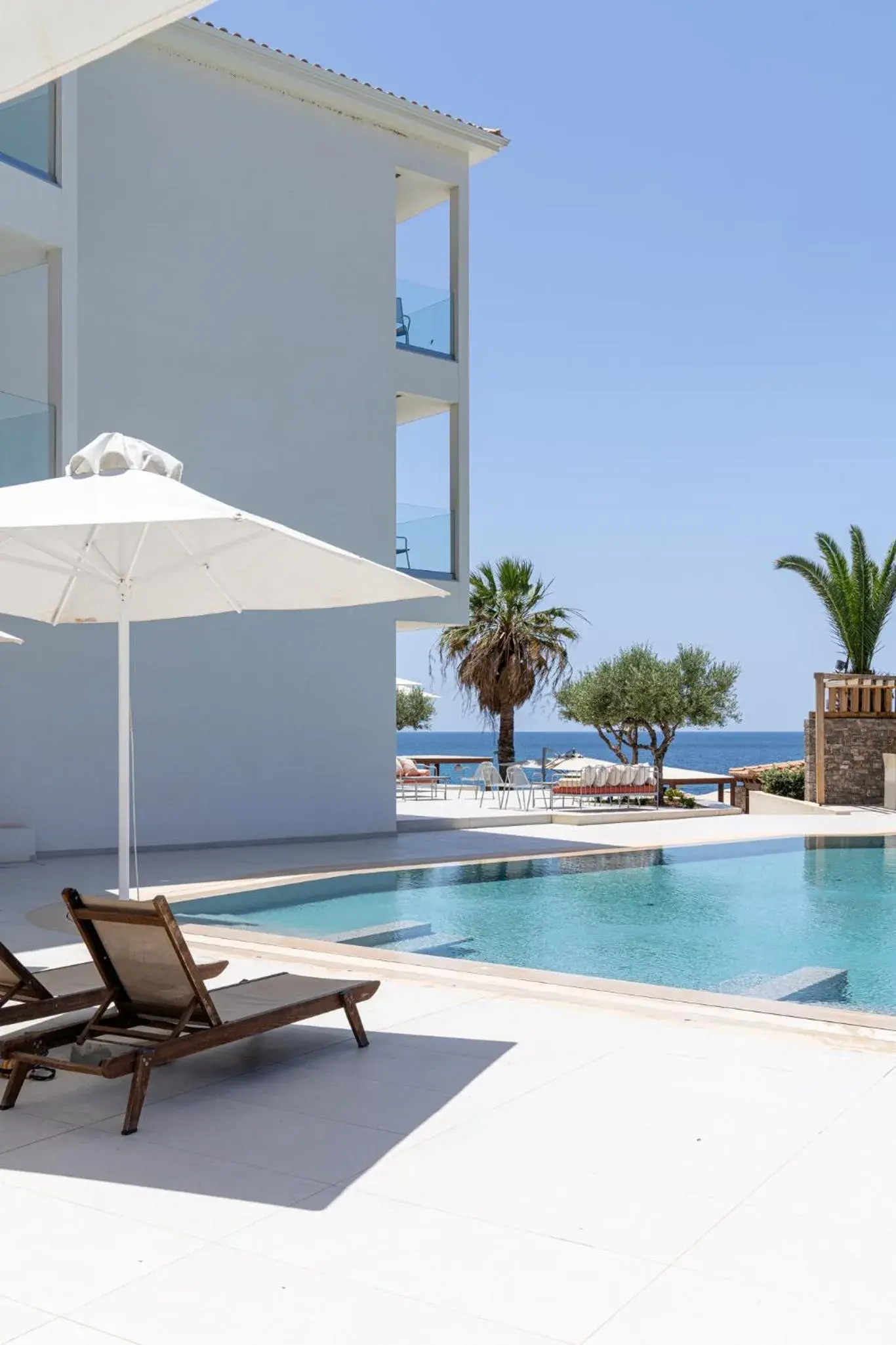 PHEIA, Vriniotis Resorts PHEIA, Vriniotis Resorts