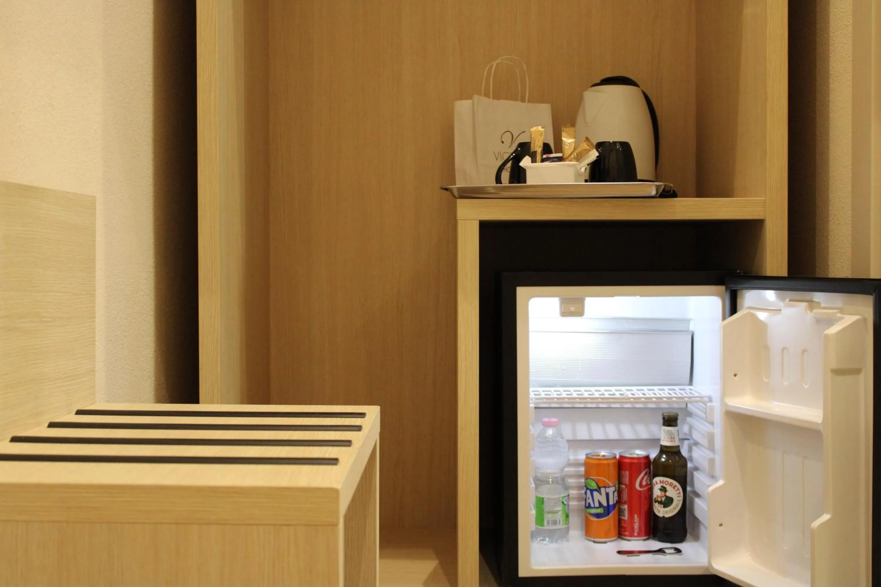 Coffee/tea facilities in Hotel Victoria