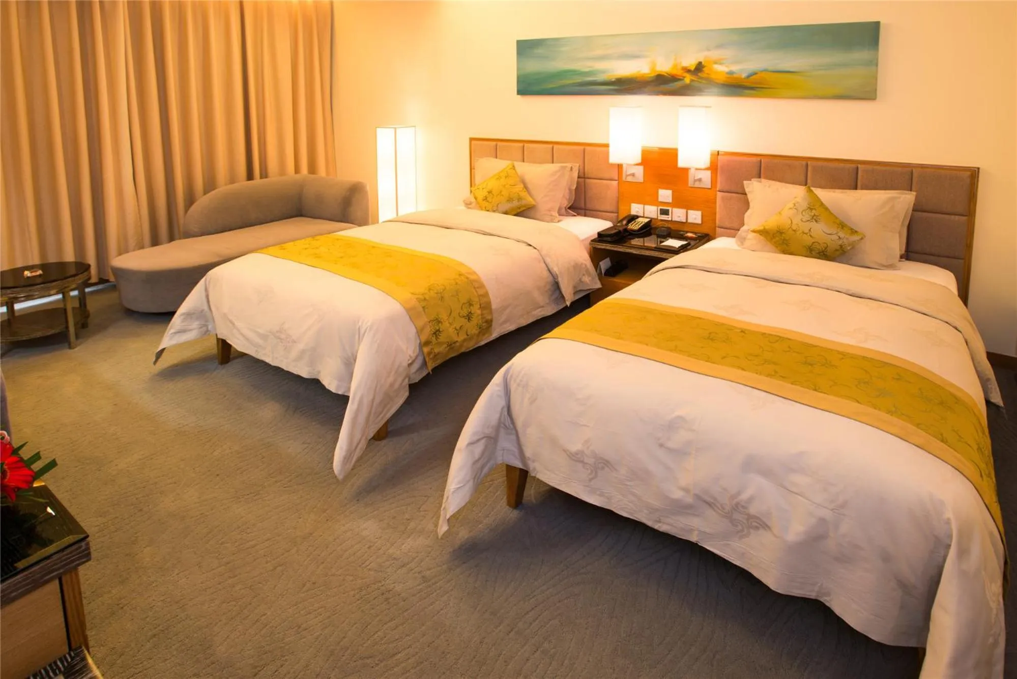 bunk bed in Shenzhen Longgang Rivan Hotel