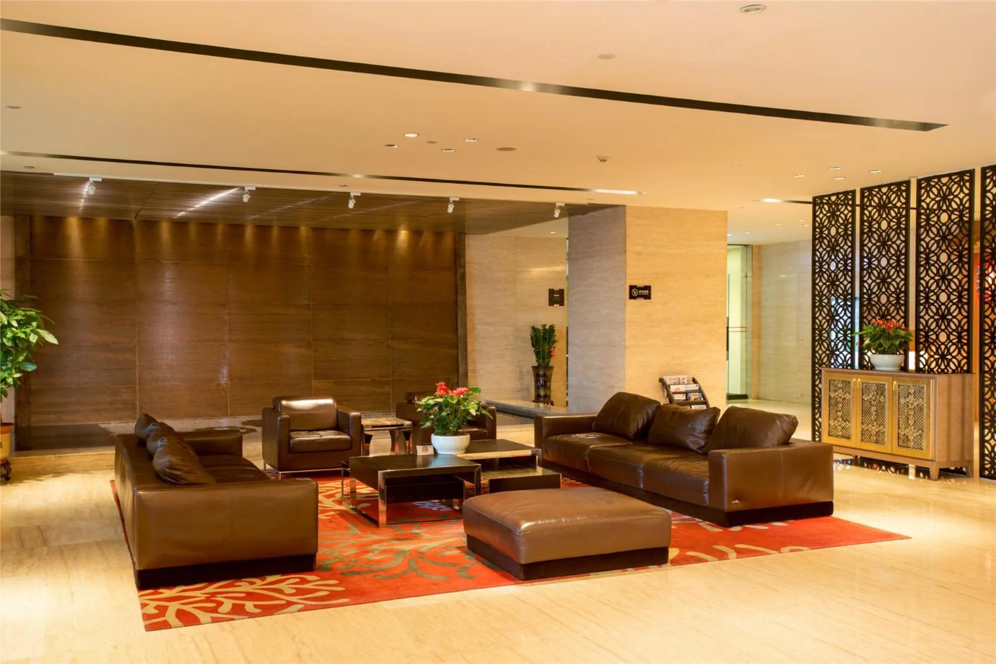 Lobby or reception in Shenzhen Longgang Rivan Hotel