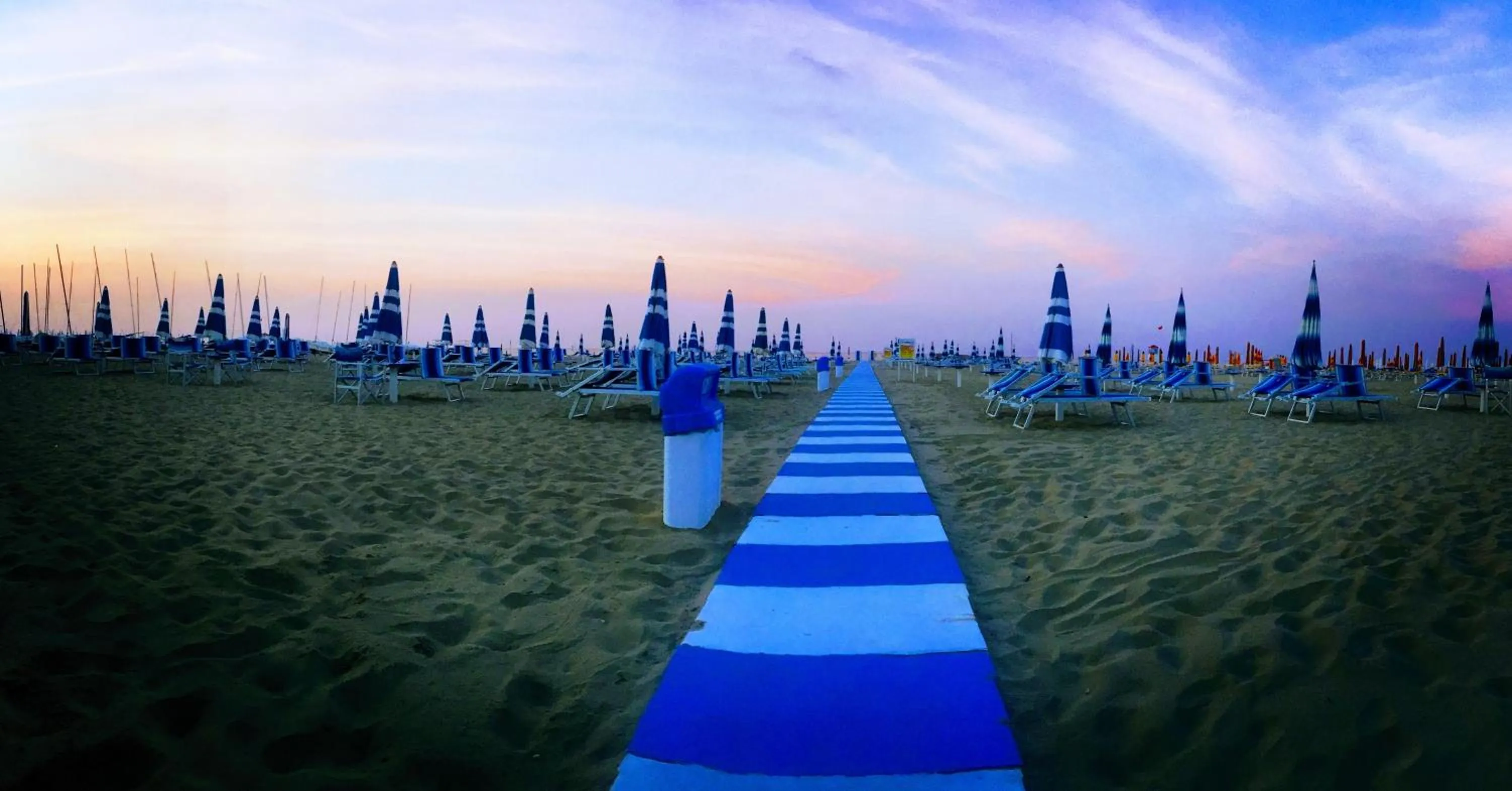 Beach in Residence Acqua Suite Marina