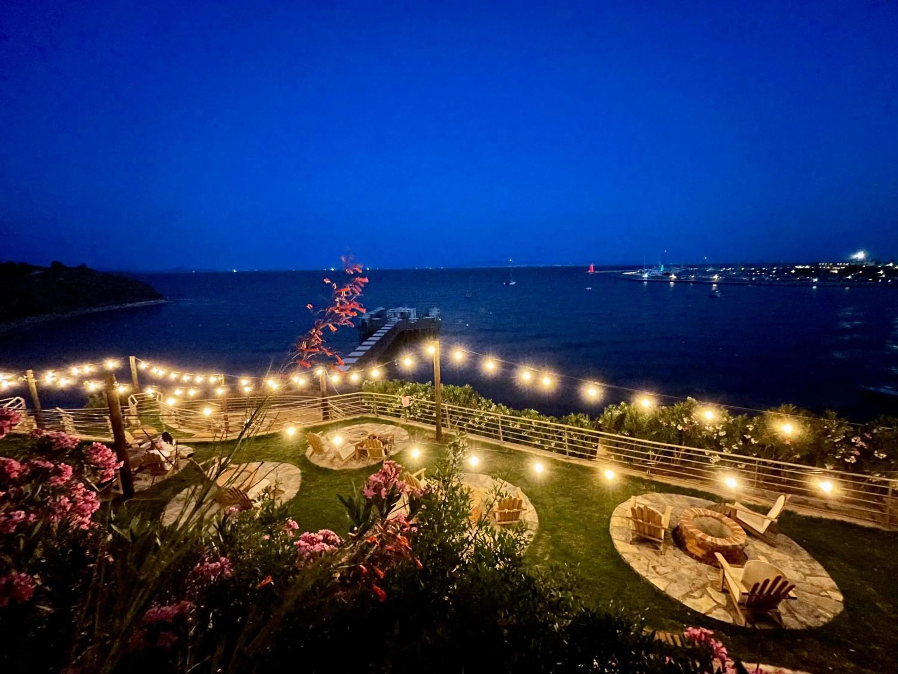 Night in LAUR HOTELS Experience & Elegance