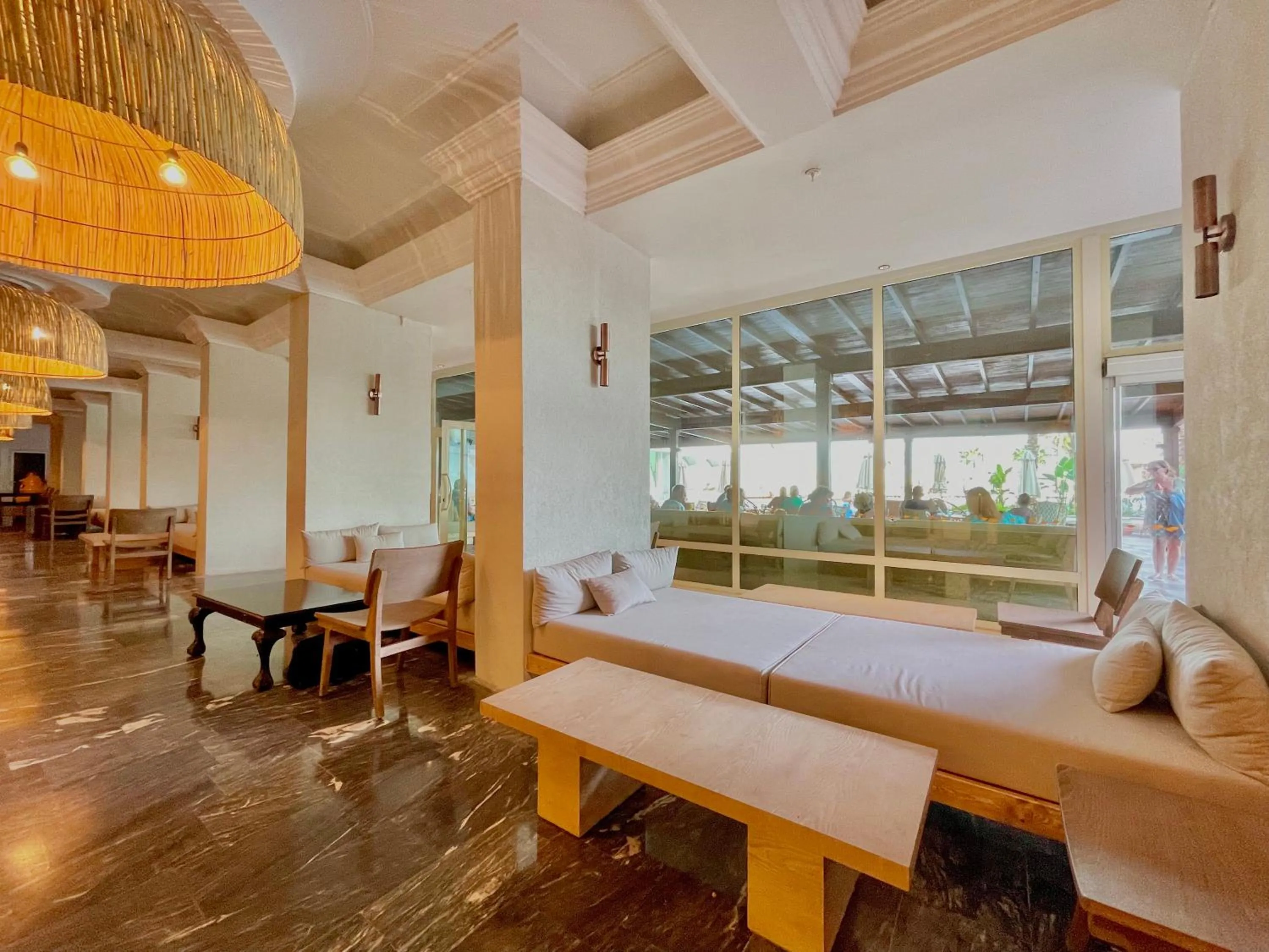 Seating area in LAUR HOTELS Experience & Elegance