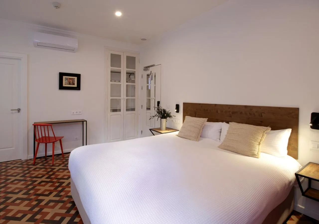 Bedroom, Bed in VALOLA Boutique Rooms