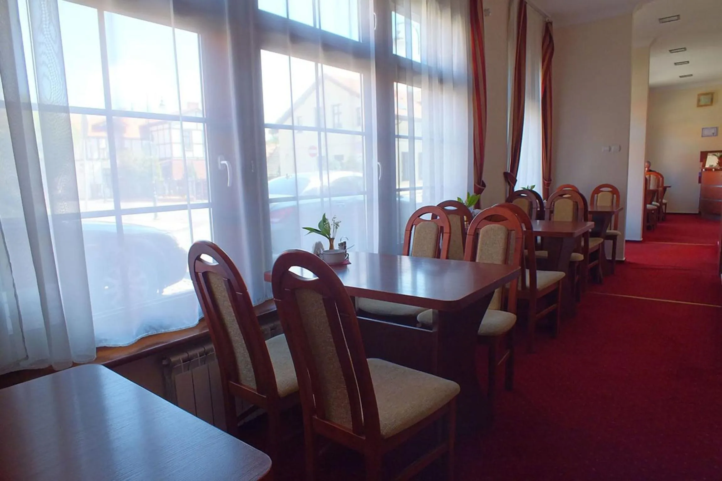 Restaurant/places to eat in Hotel Aleksander