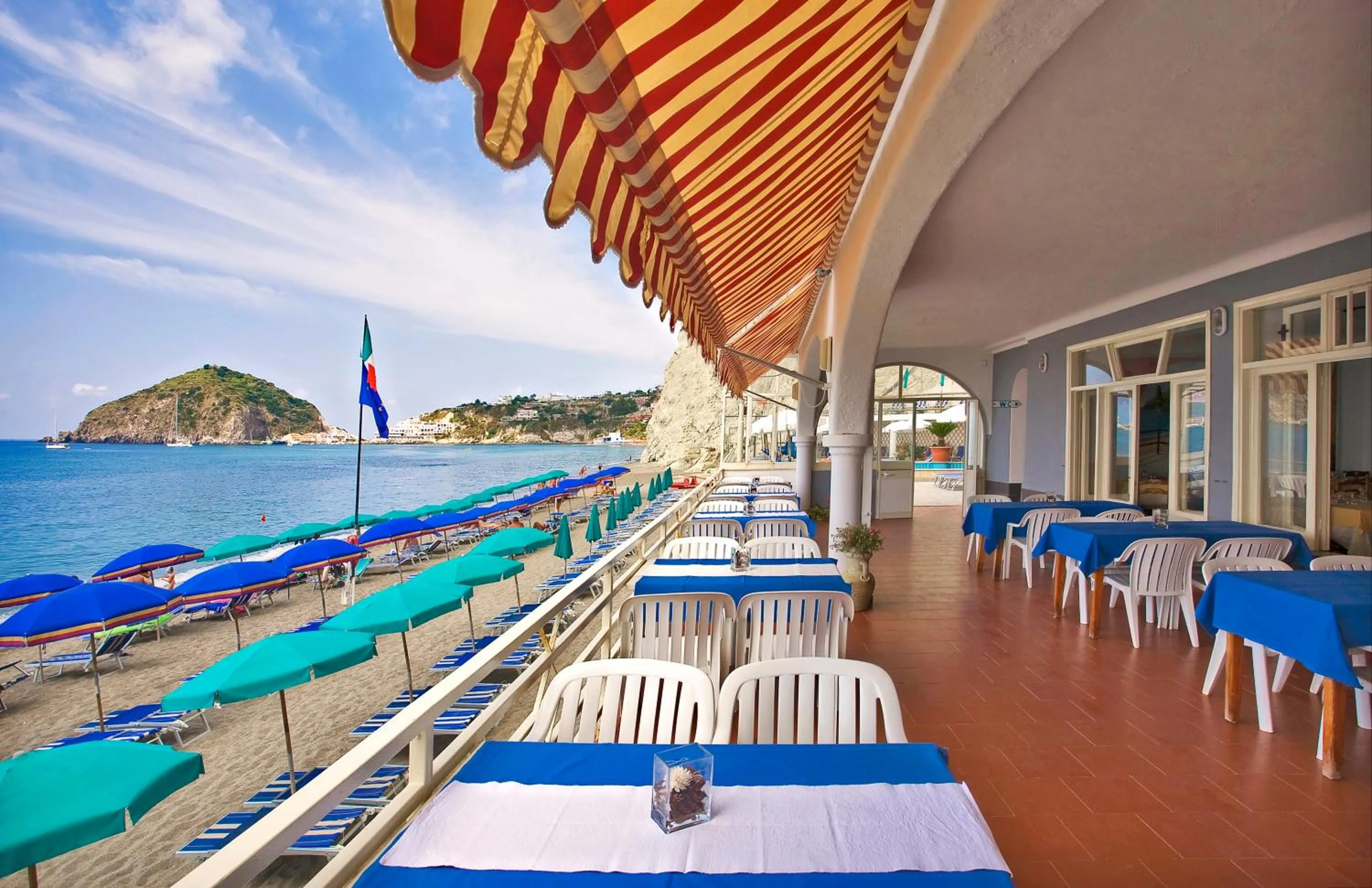 Balcony/Terrace in Hotel Vittorio Beach Resort
