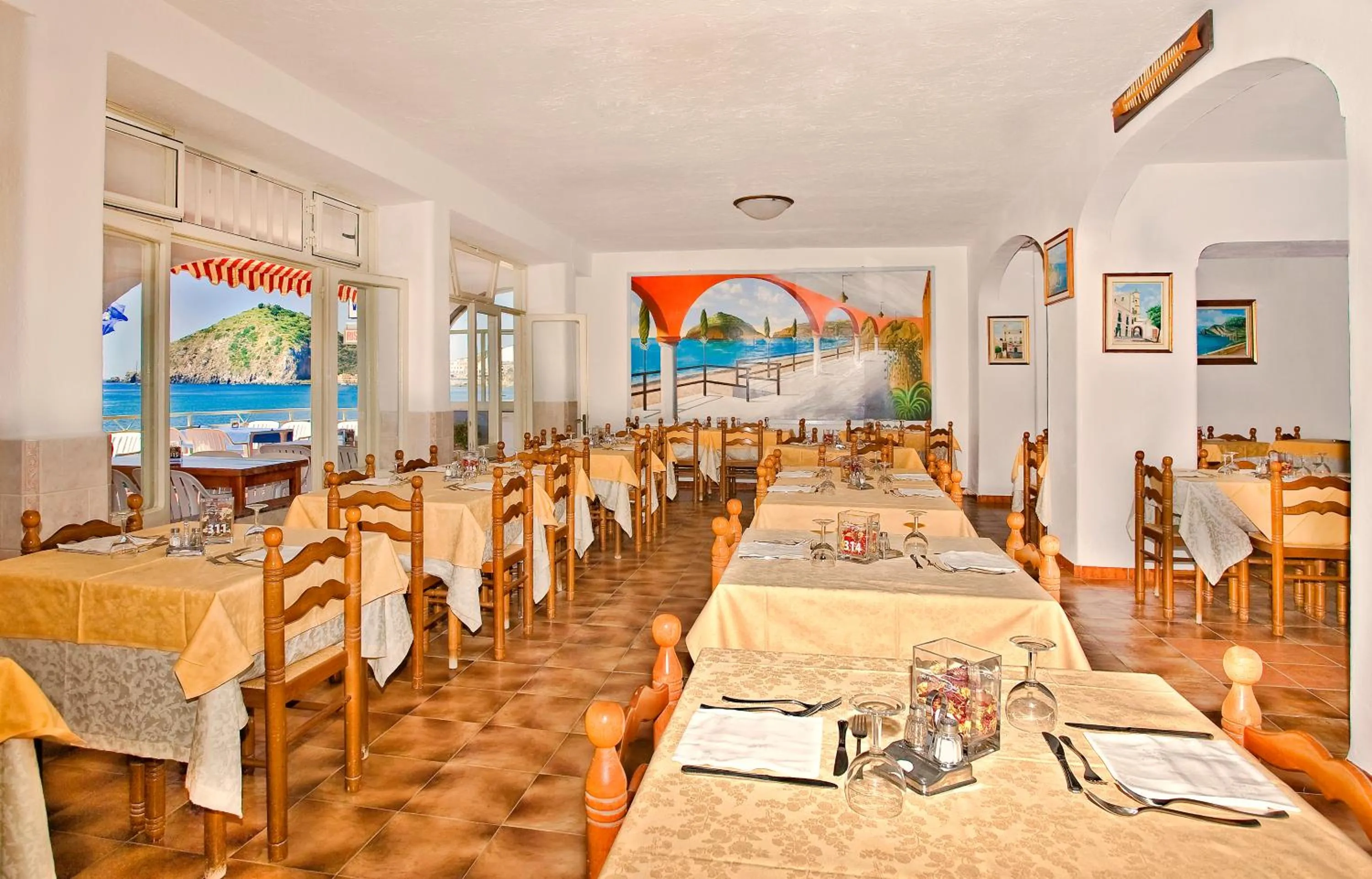 Restaurant/places to eat in Hotel Vittorio Beach Resort
