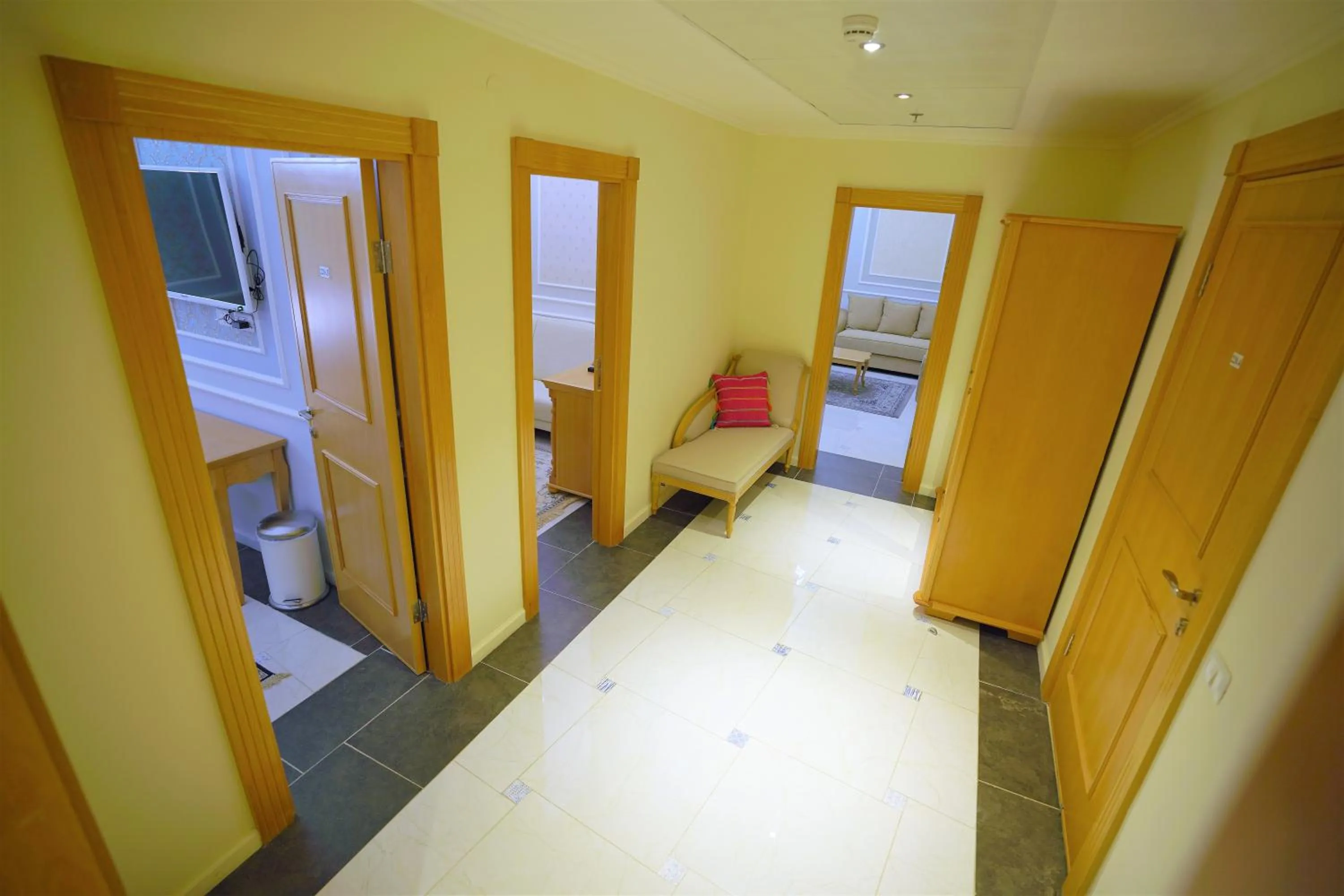 Photo of the whole room, Bed in Sergei Palace Hotel