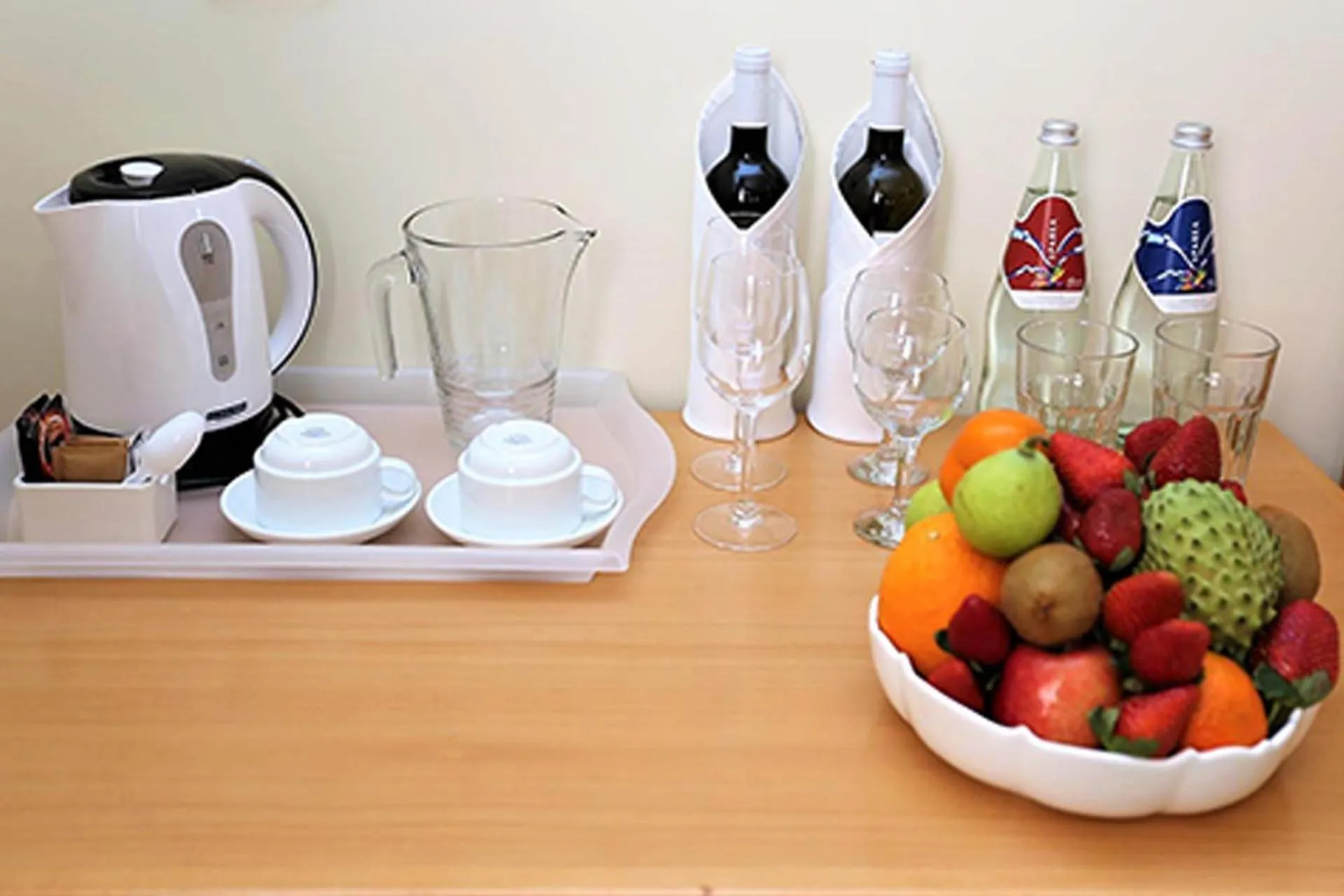 Coffee/tea facilities in Sergei Palace Hotel