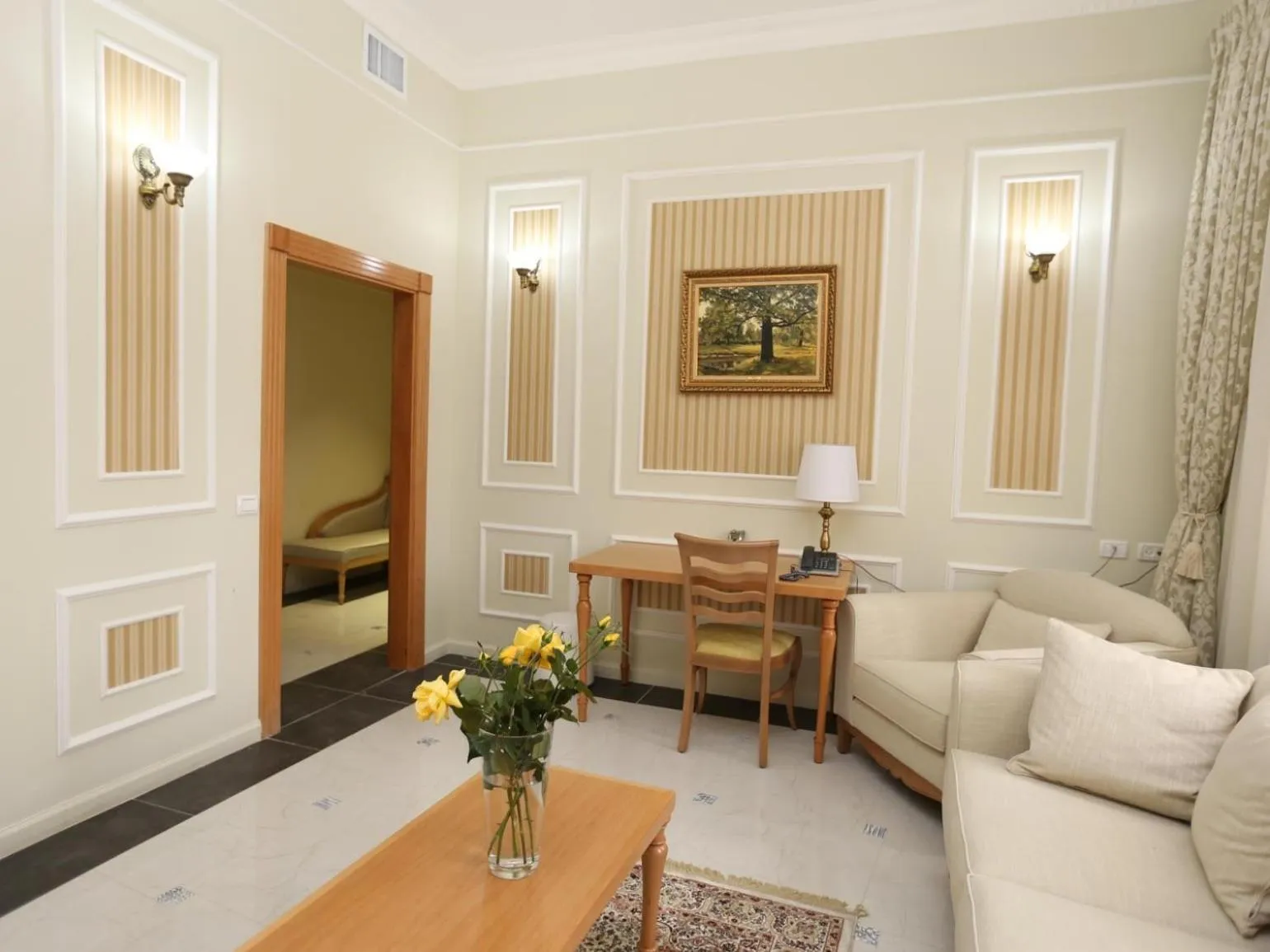 Living room in Sergei Palace Hotel