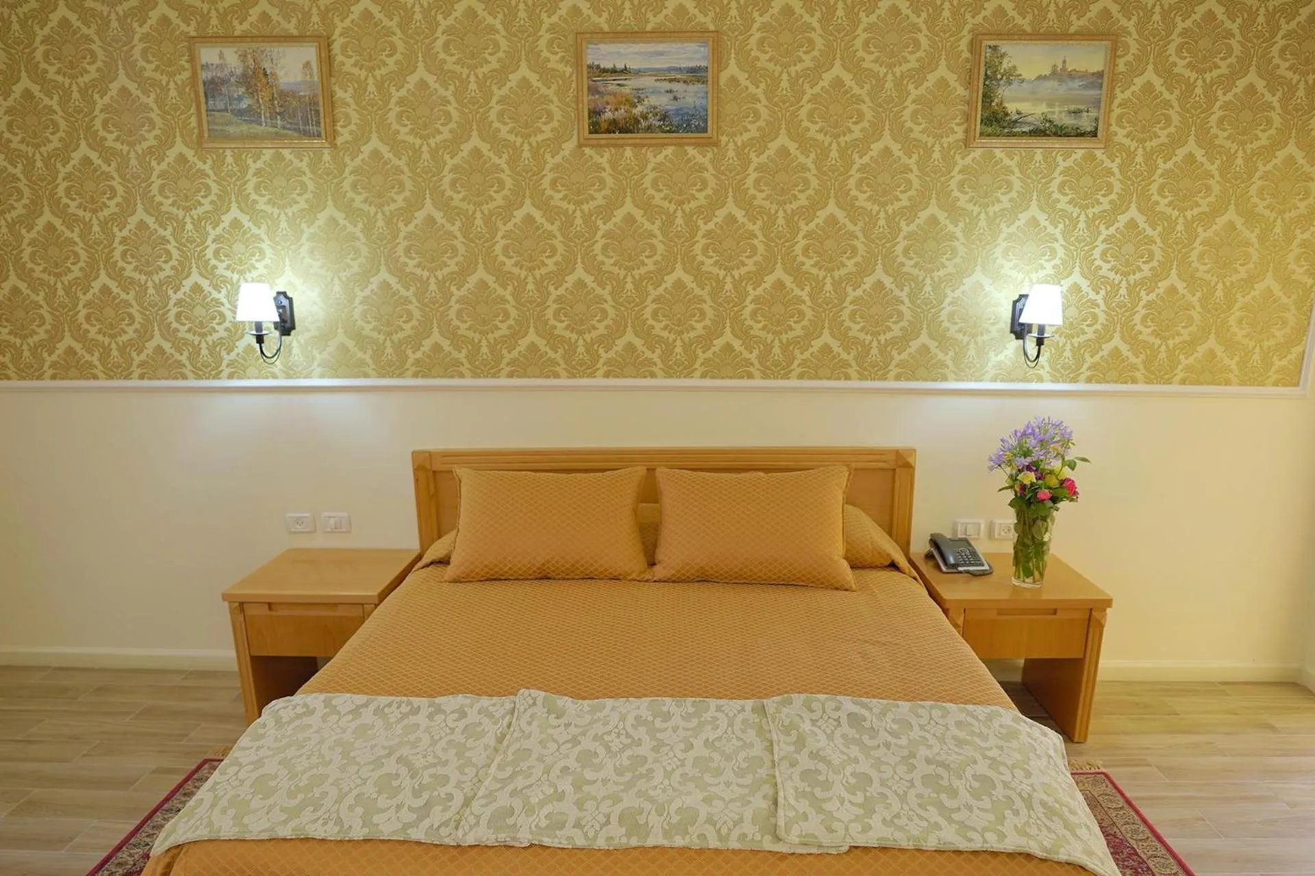 Bed in Sergei Palace Hotel