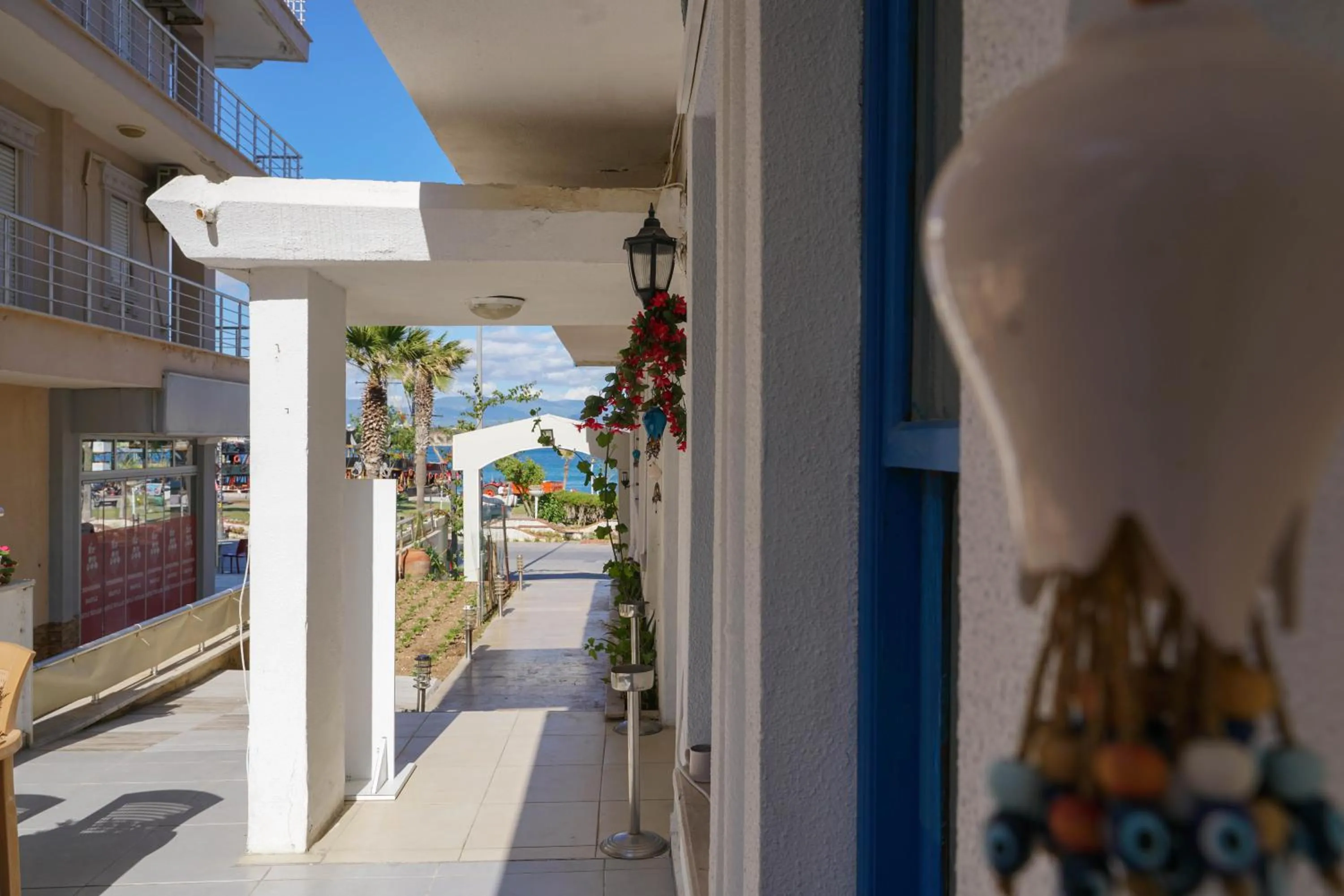 Restaurant/places to eat in Arden Hotel