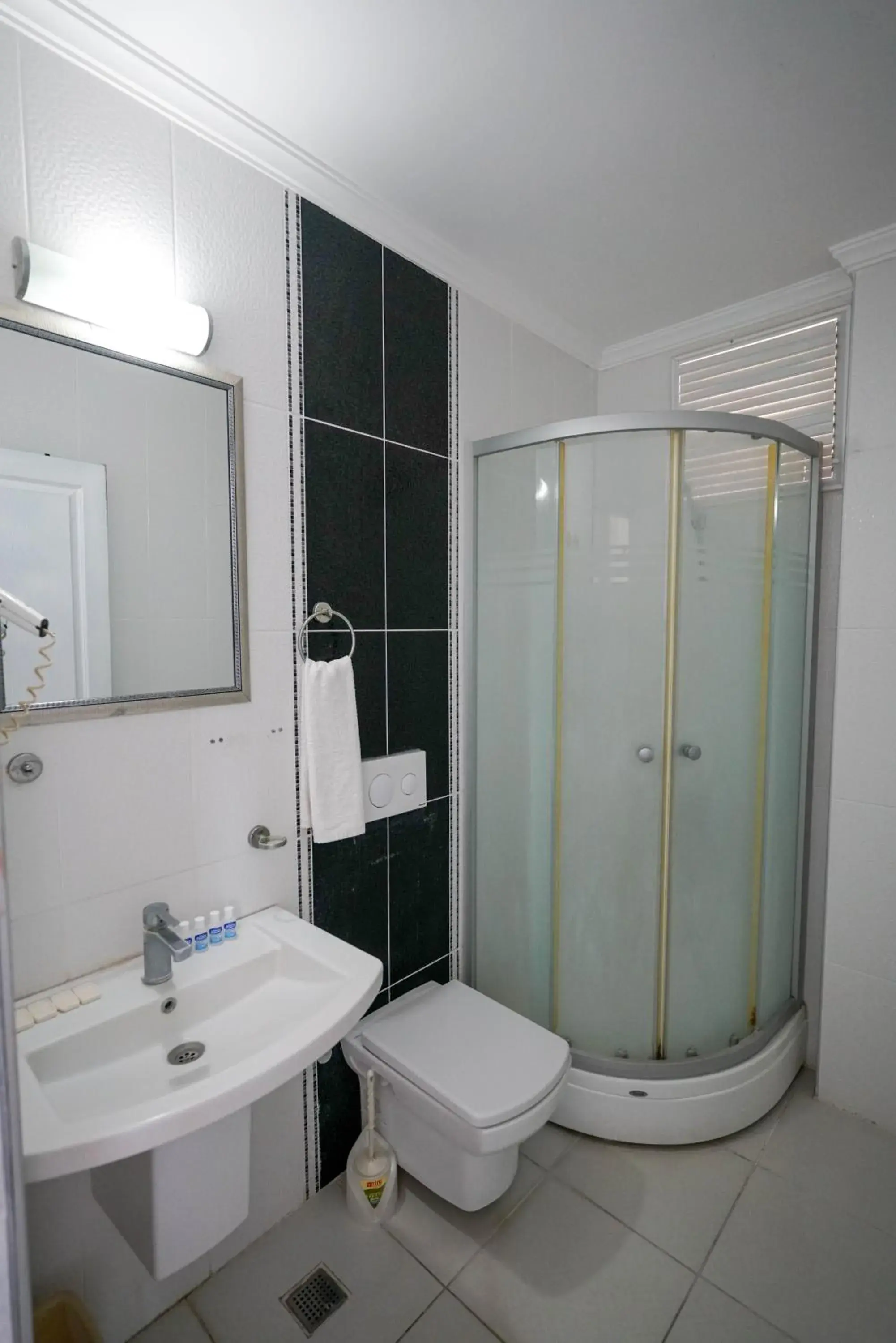 Double or Twin Room with Sea View in Arden Hotel Double or Twin Room with Sea View in Arden Hotel