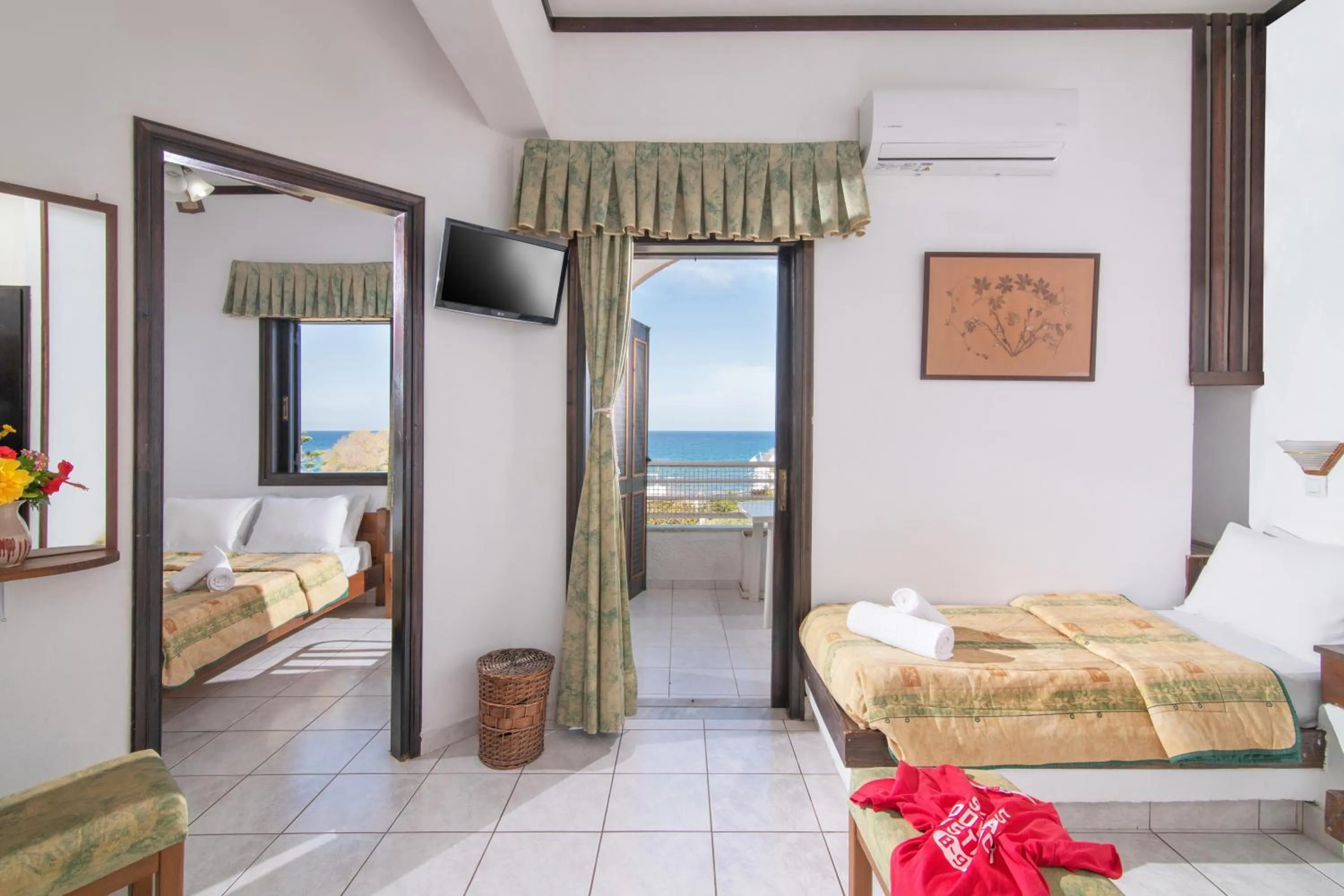 TV and multimedia, Bed in Iliostasi Beach Apartments