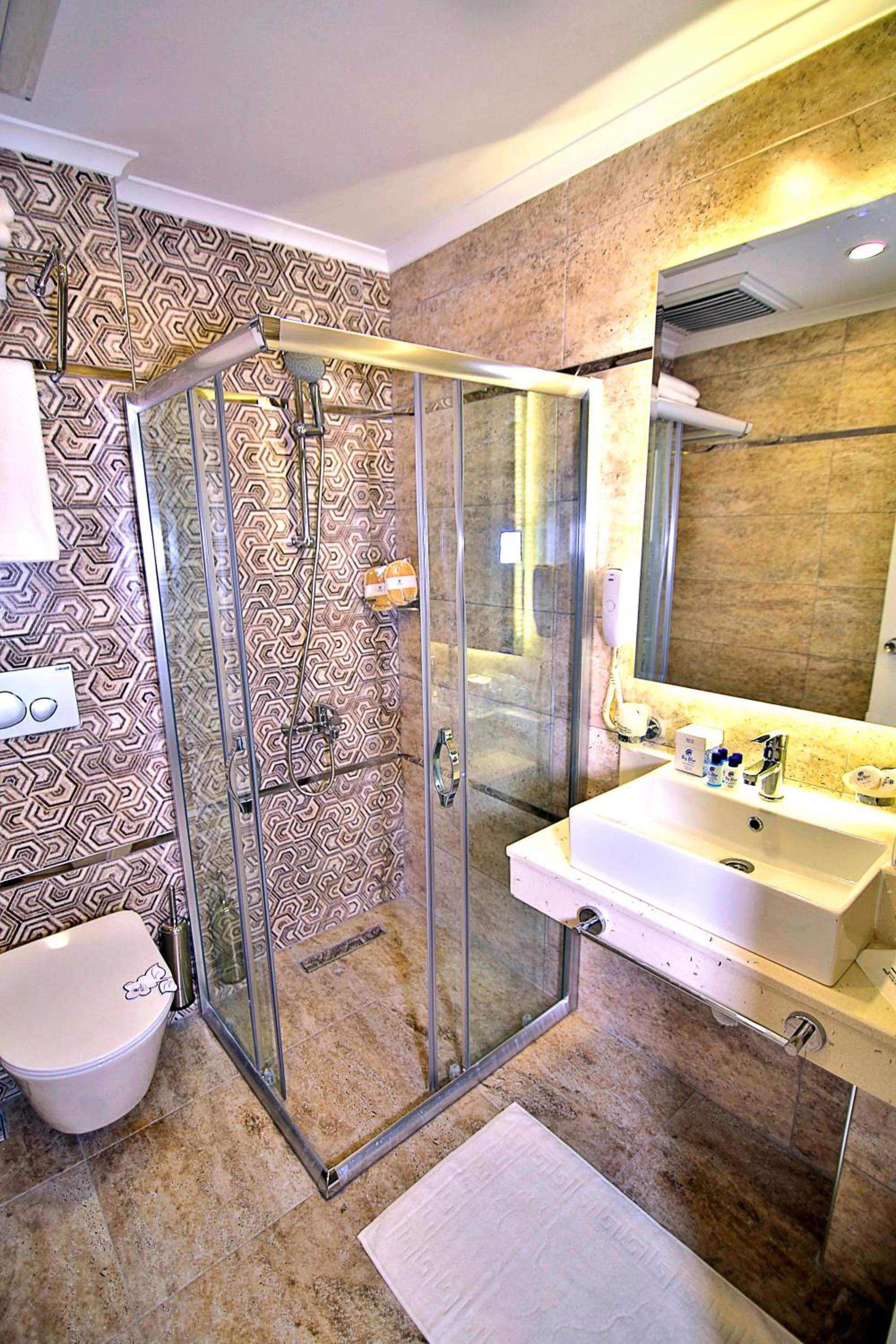 Bathroom in Club Big Blue Suit Hotel - All Inclusive Plus