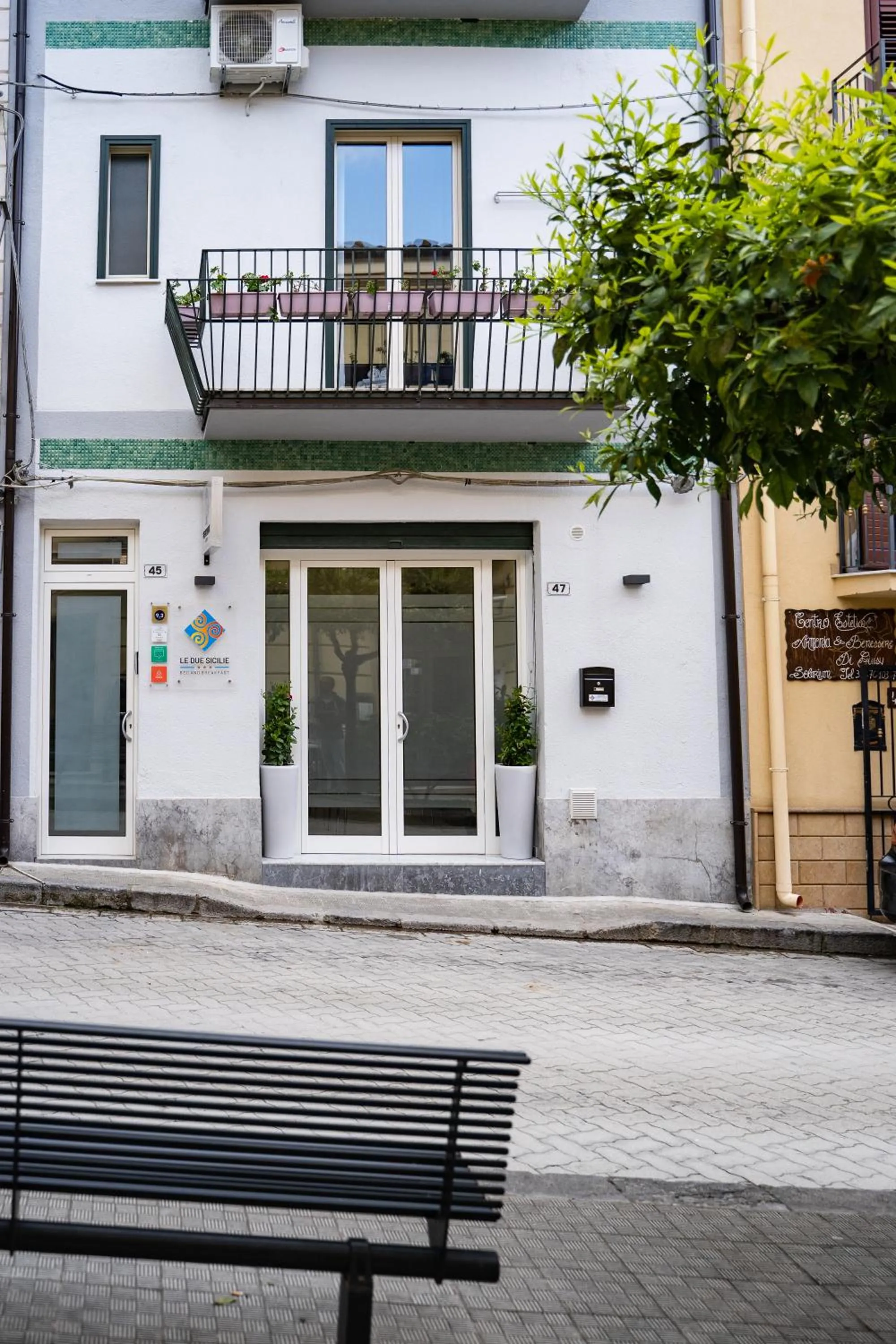 Facade/entrance in Le Due Sicilie B&B