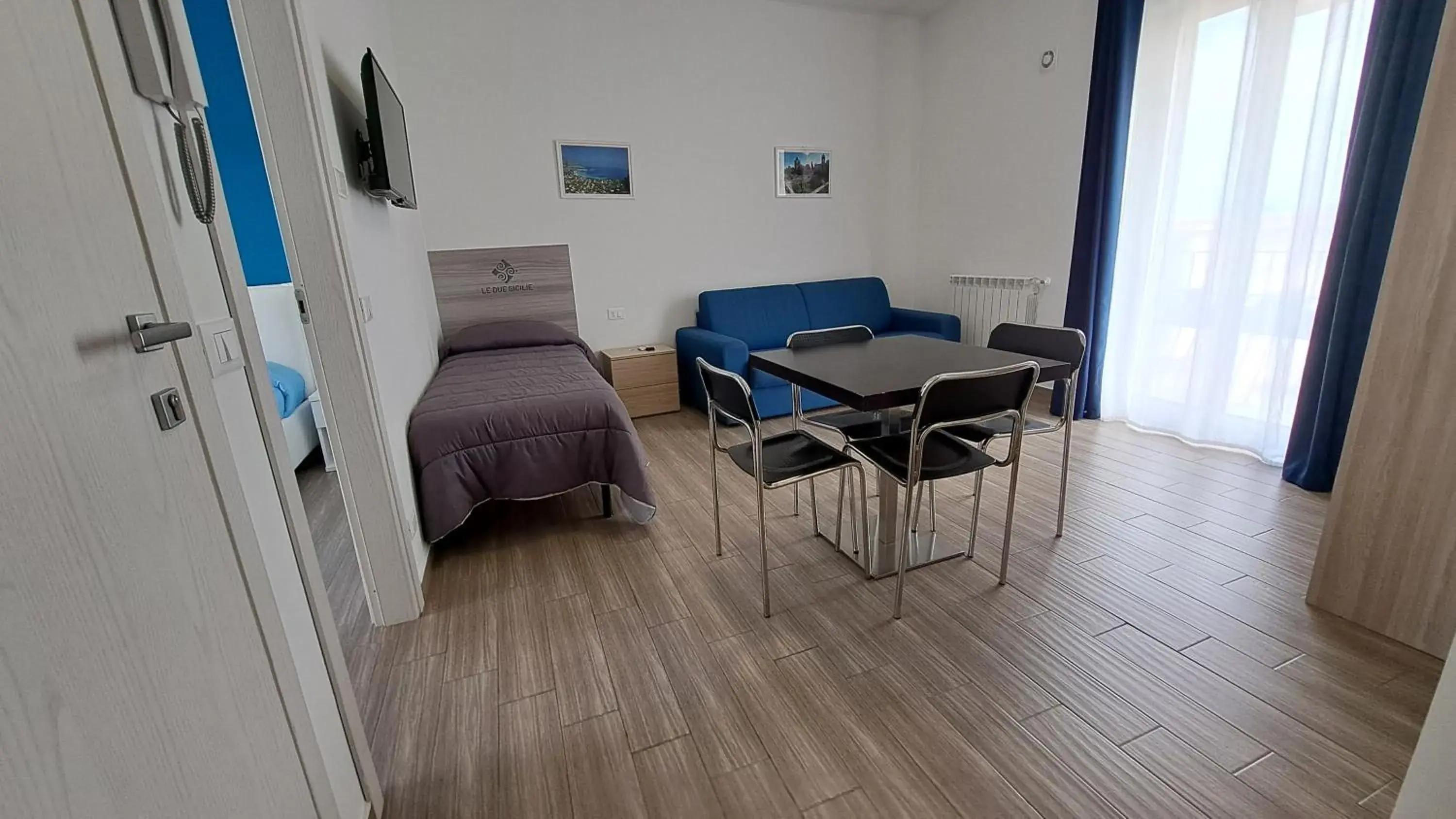 Quadruple Room in Le Due Sicilie B&B Quadruple Room in Le Due Sicilie B&B