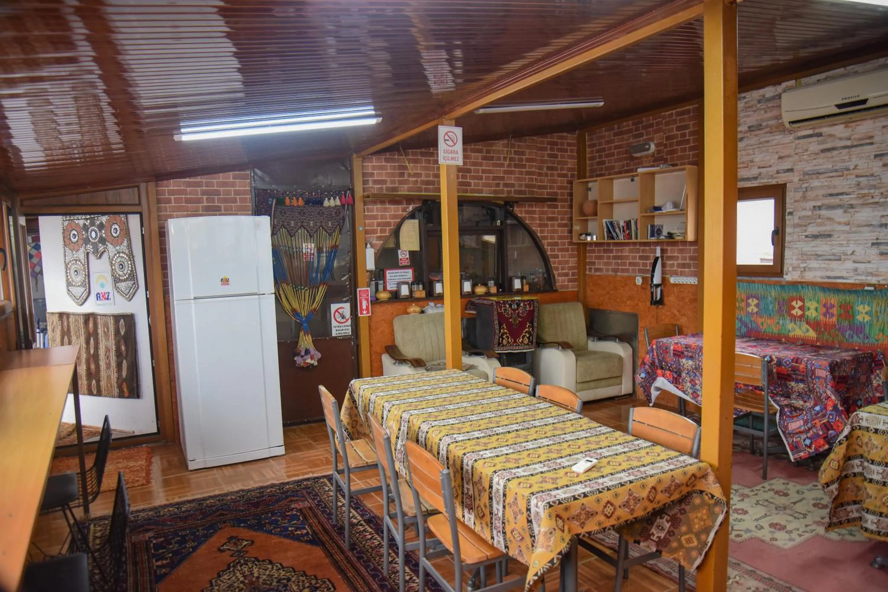 Anz Guest House Pansiyon