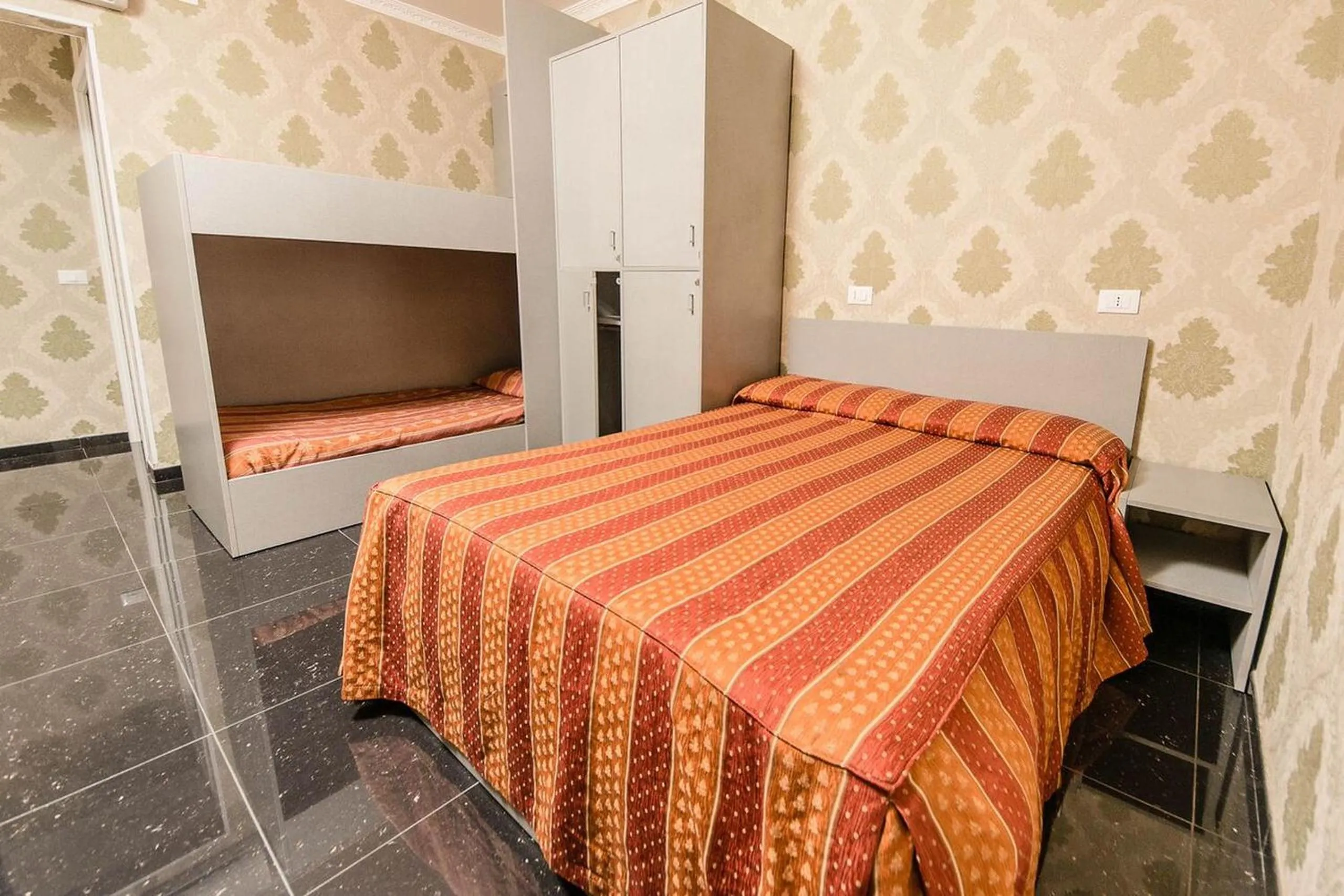 Bed in Hostel Beautiful