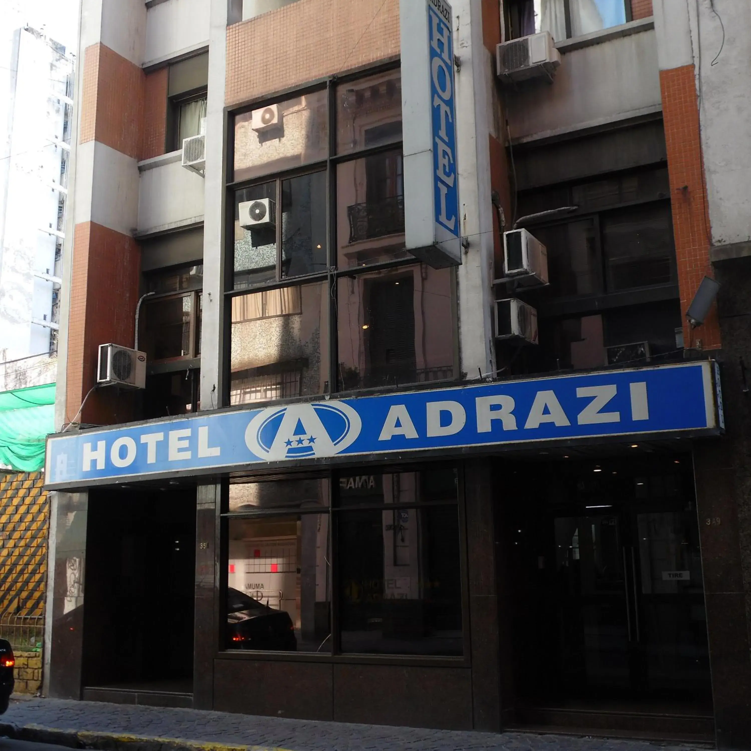 Adrazi Internacional Adrazi Internacional