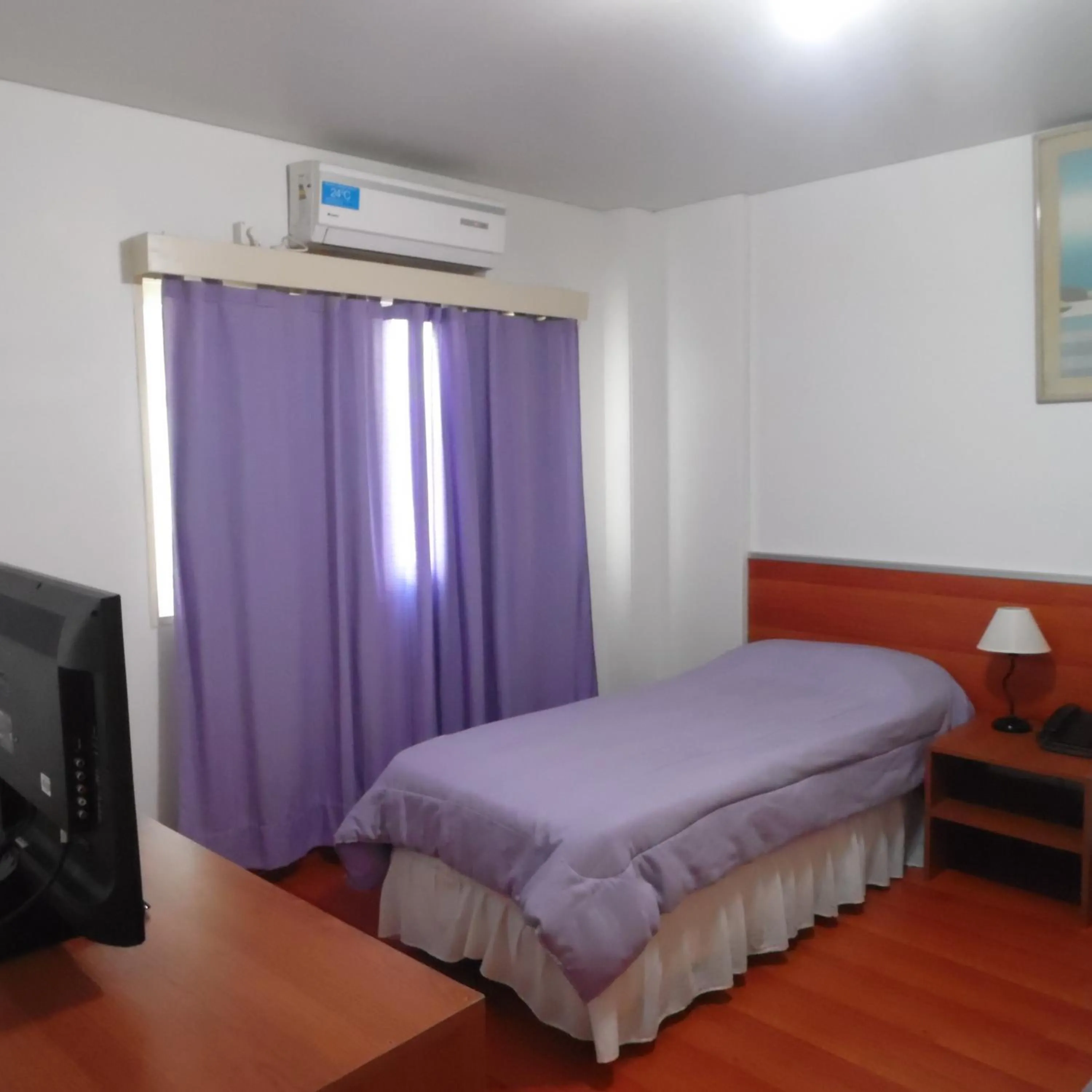 Bedroom in Adrazi Internacional