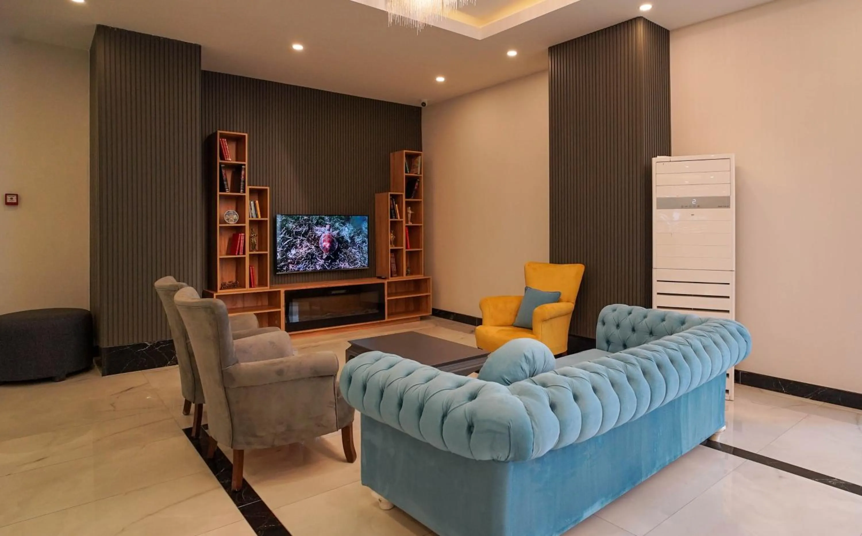 Communal lounge/ TV room in Ephesus Hitit Hotel restaurant
