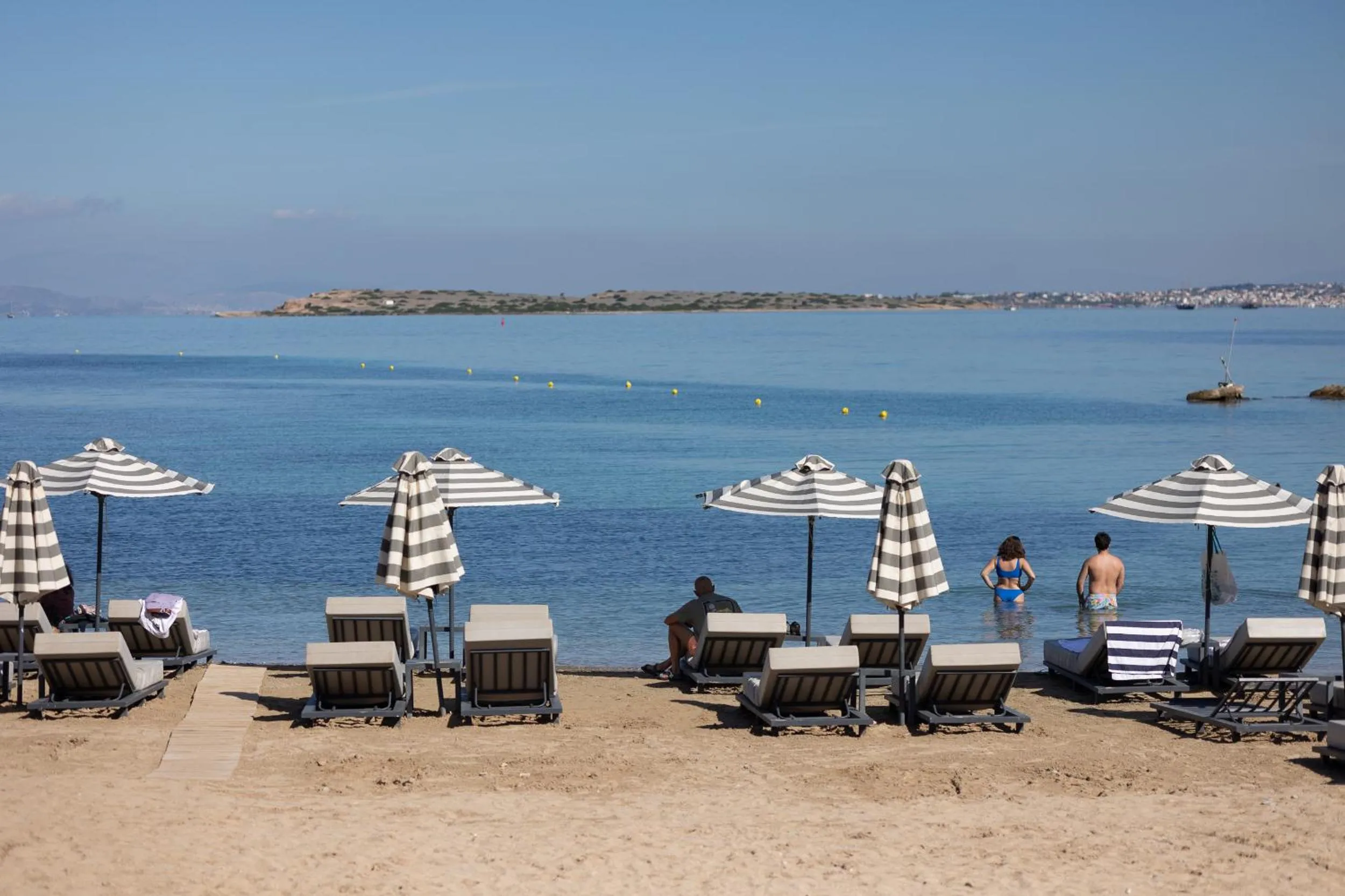 Day in Oasis Beach Hotel