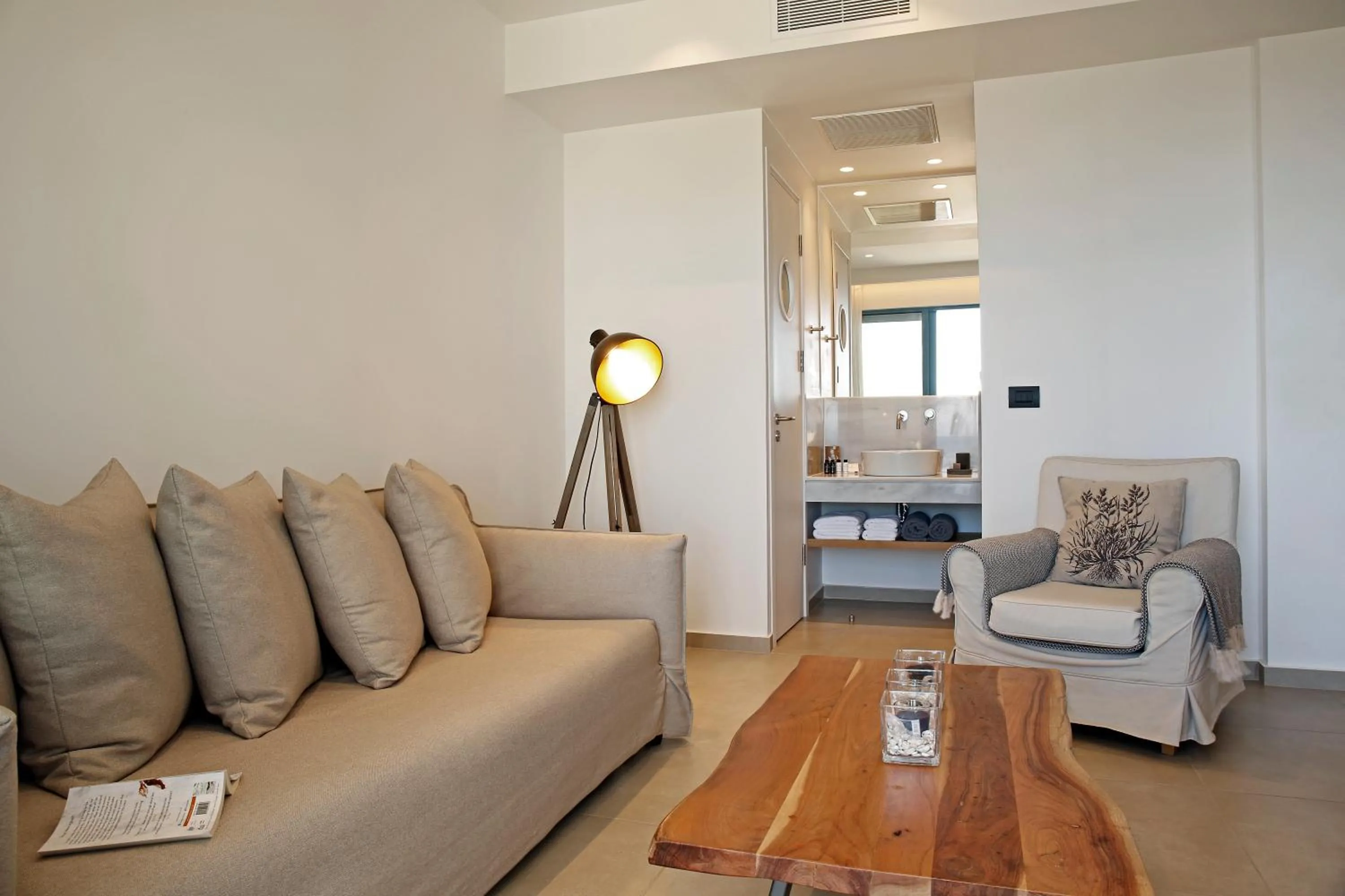 Bathroom in Oasis Beach Hotel