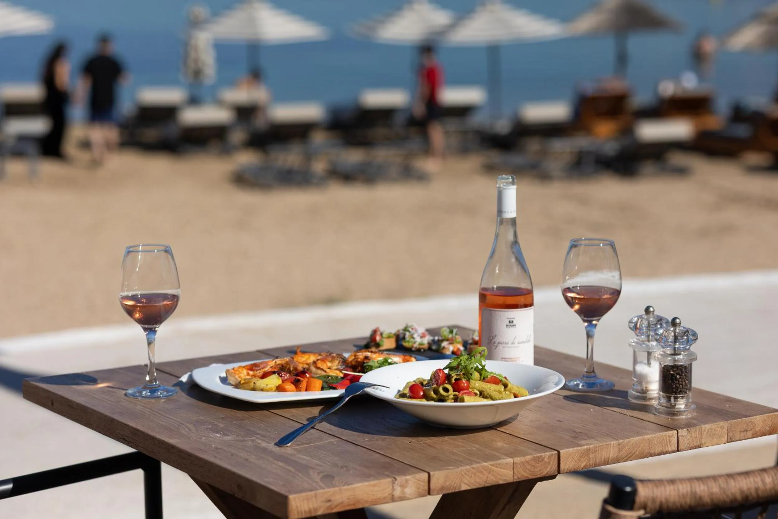 Day in Oasis Beach Hotel