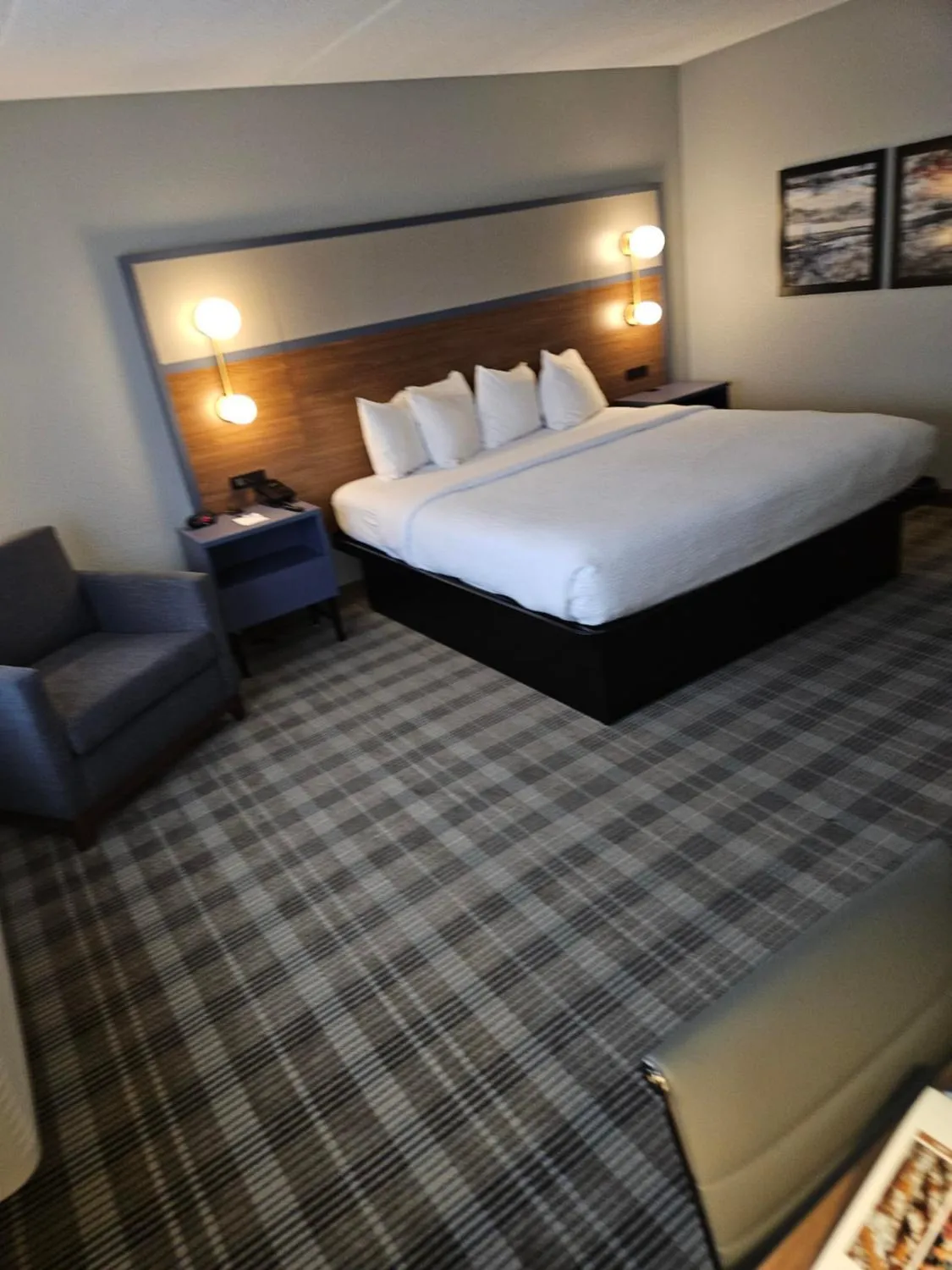 Property building, Bed in AmericInn by Wyndham Mounds View Minneapolis