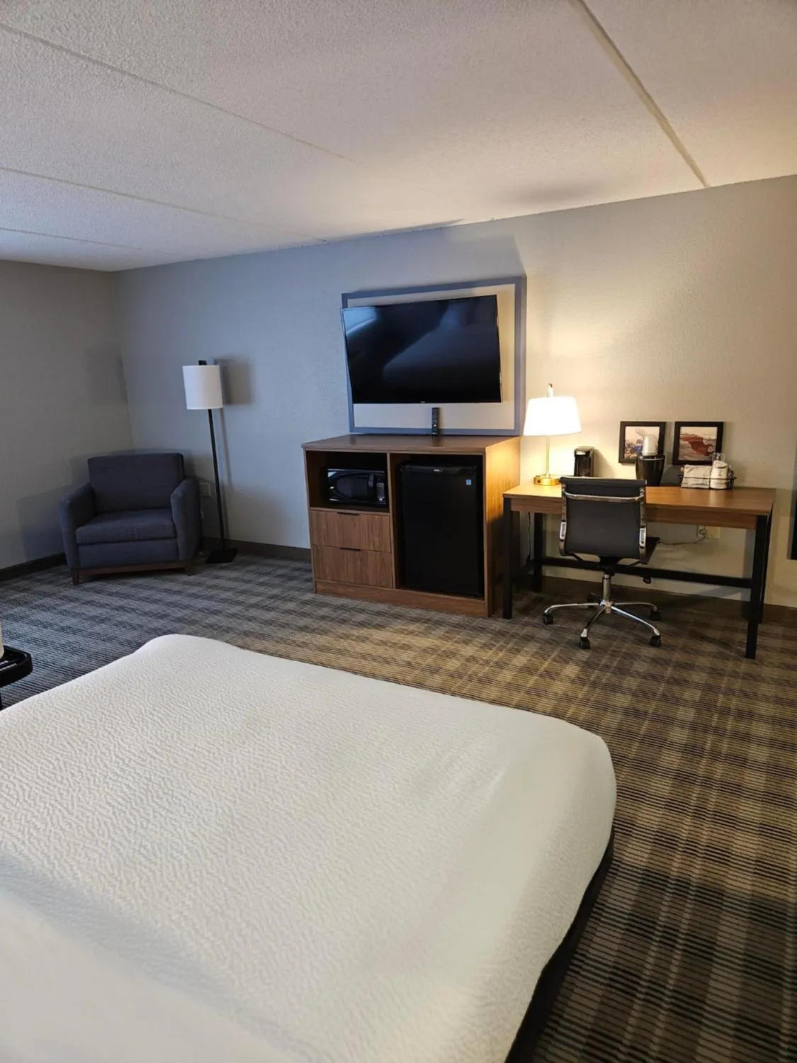 Bed in AmericInn by Wyndham Mounds View Minneapolis