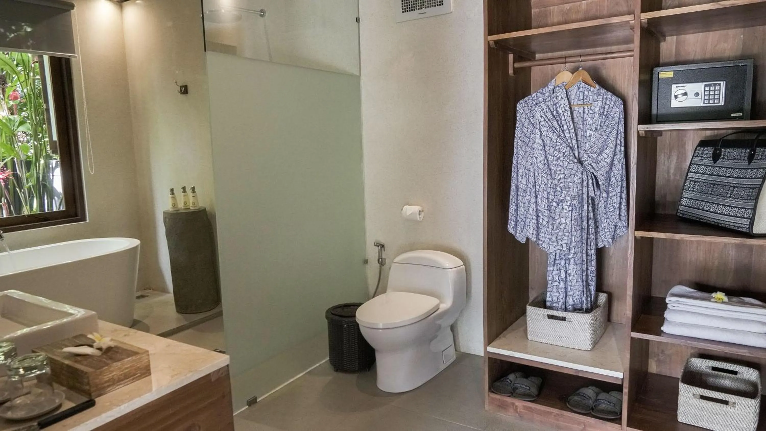 Bathroom in Ubud Valley Boutique Resort