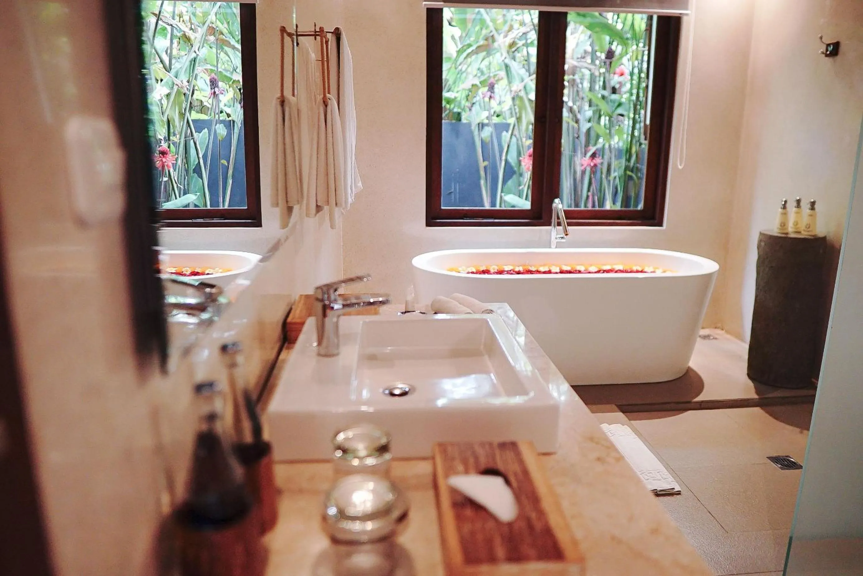 Bathroom in Ubud Valley Boutique Resort