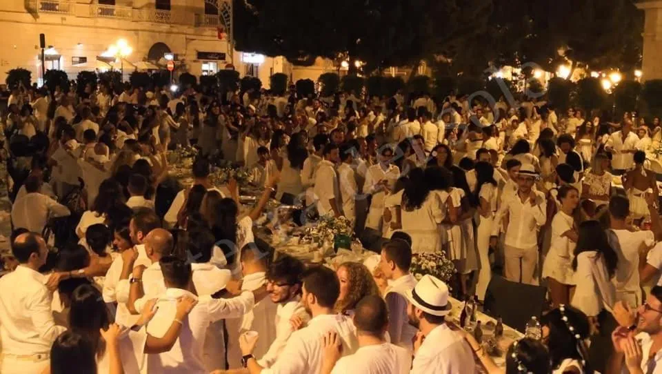 group of guests in B&B Dimora Boemondo