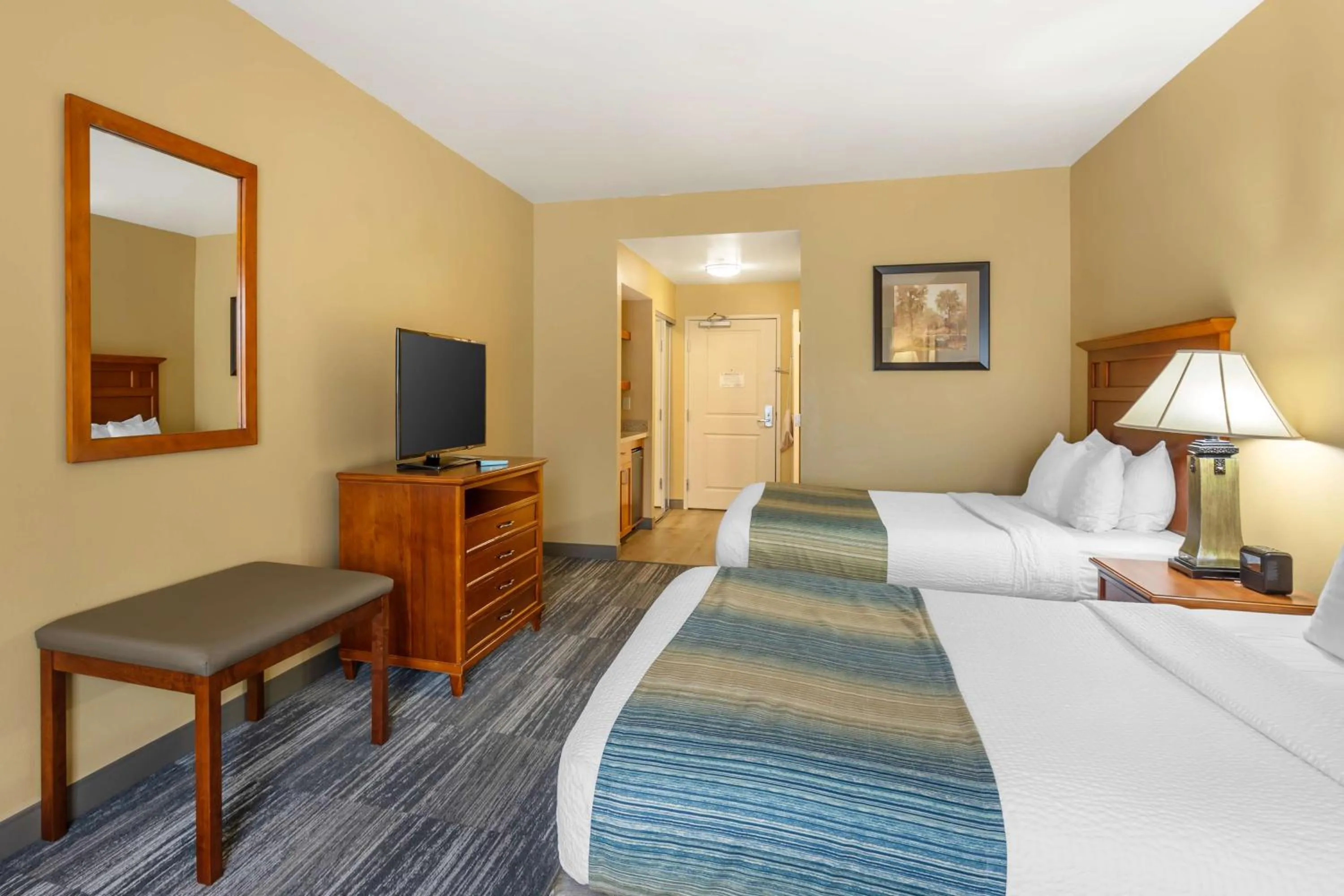 Bedroom, Bed in Best Western PLUS University Park Inn & Suites