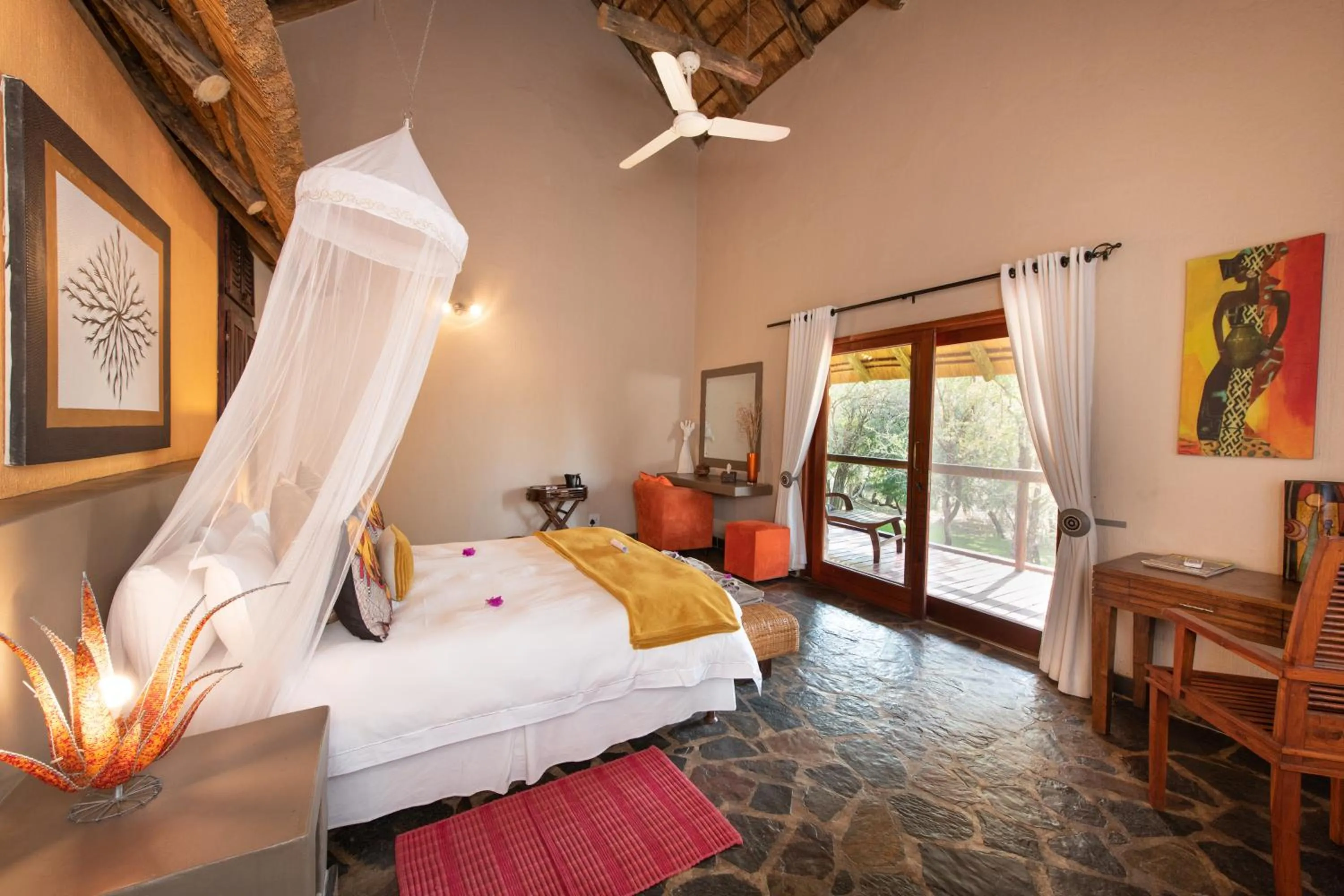 Bed in Blyde River Wilderness Lodge