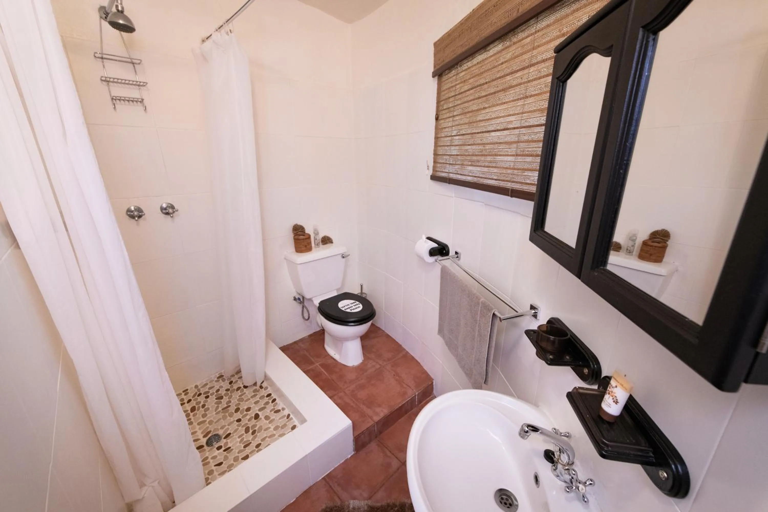 Bathroom in Blyde River Wilderness Lodge