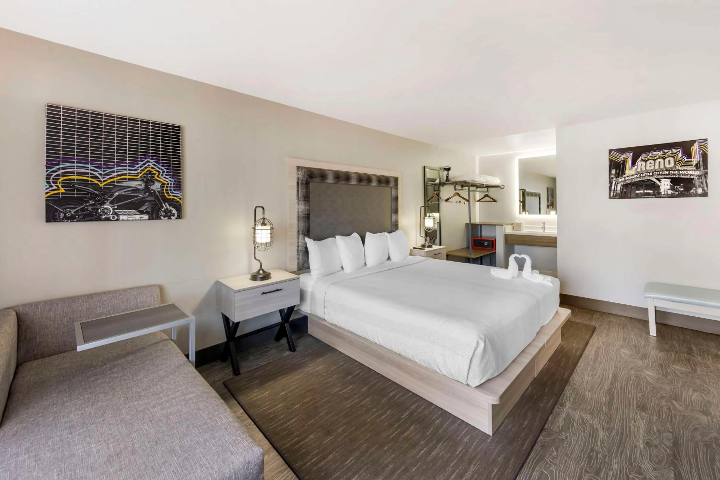 Bedroom, Bed in Aiden by Best Western South Reno