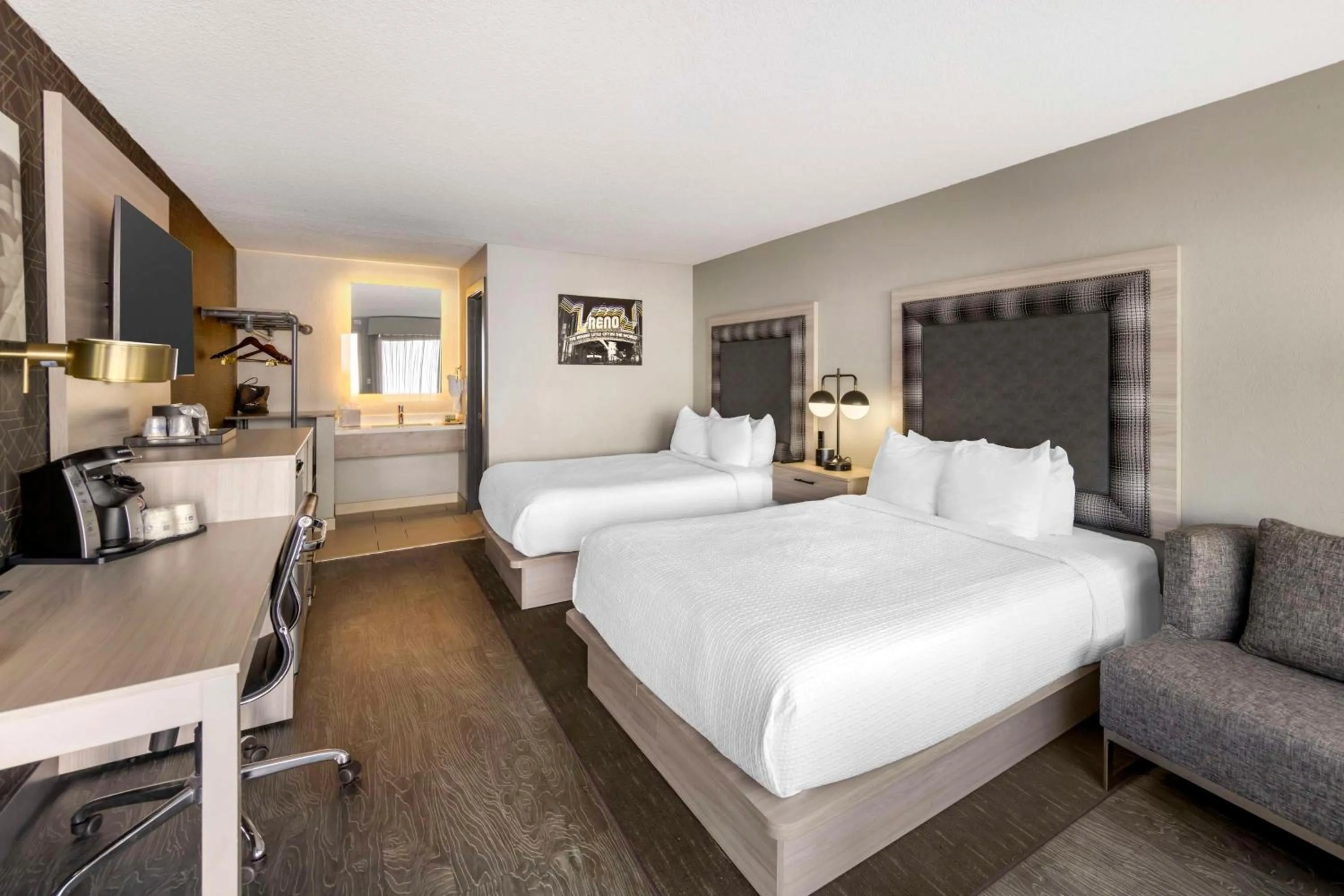 Bedroom, Bed in Aiden by Best Western South Reno