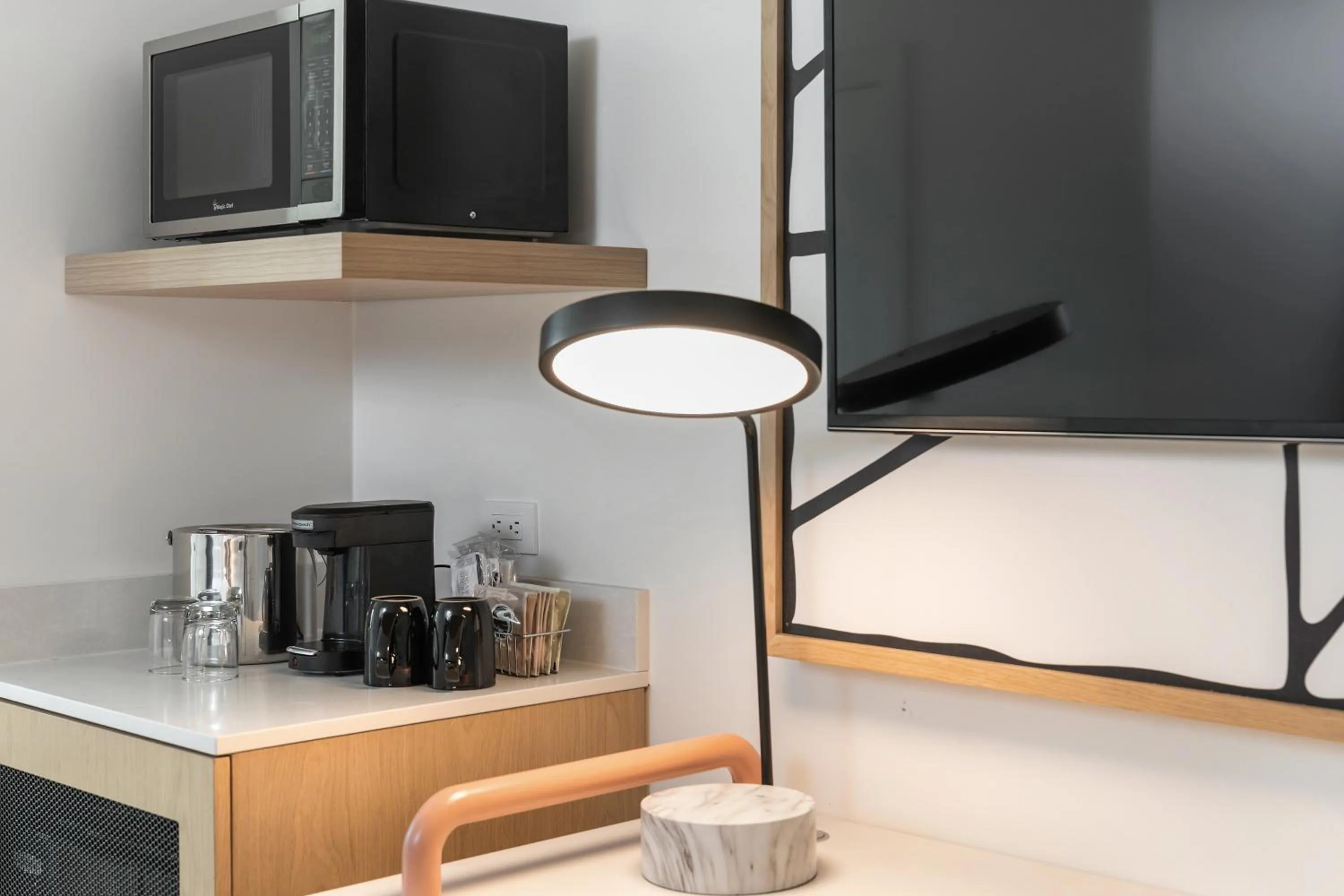 Coffee/tea facilities in GoodSpring Motel