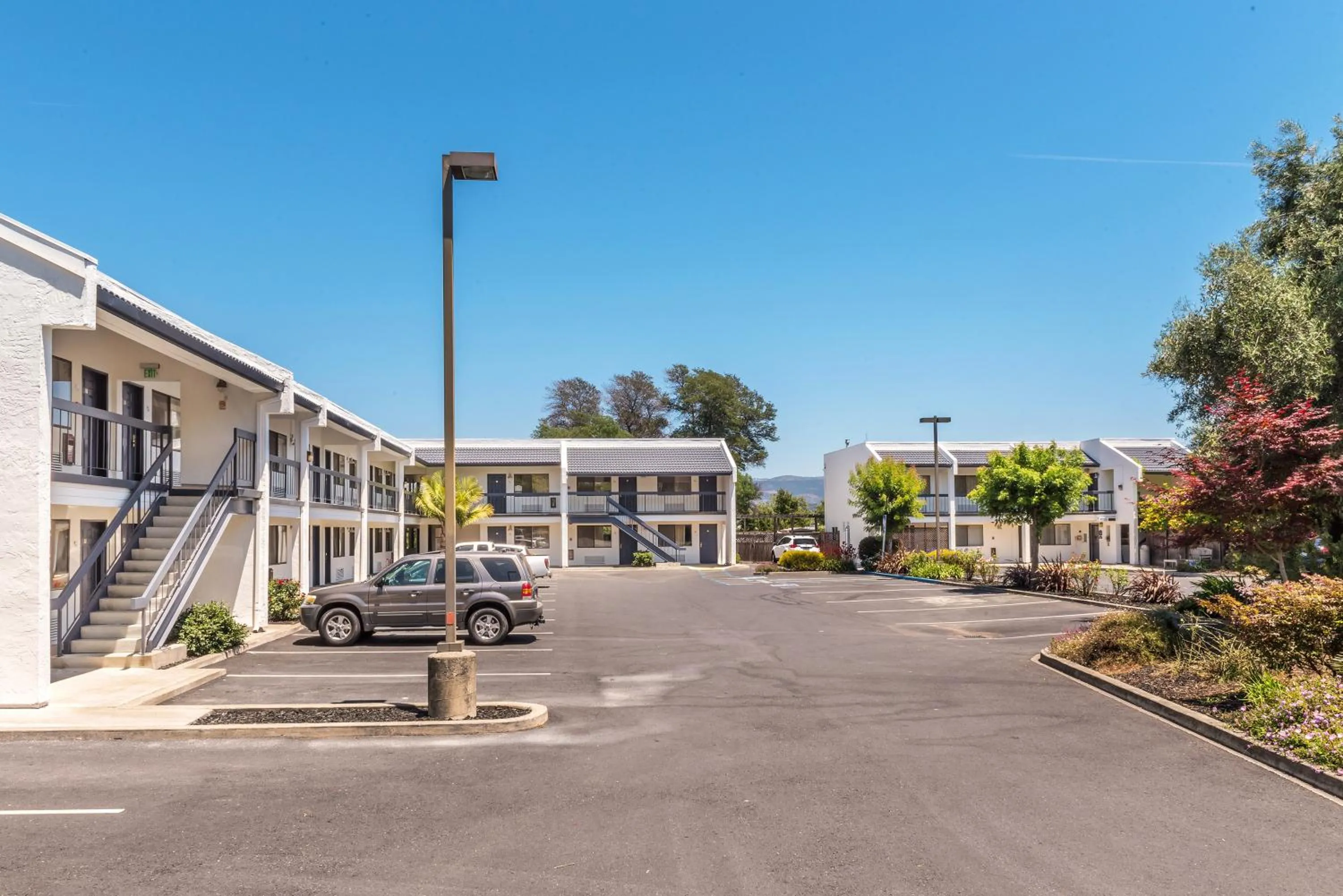 Facade/entrance in GoodSpring Motel