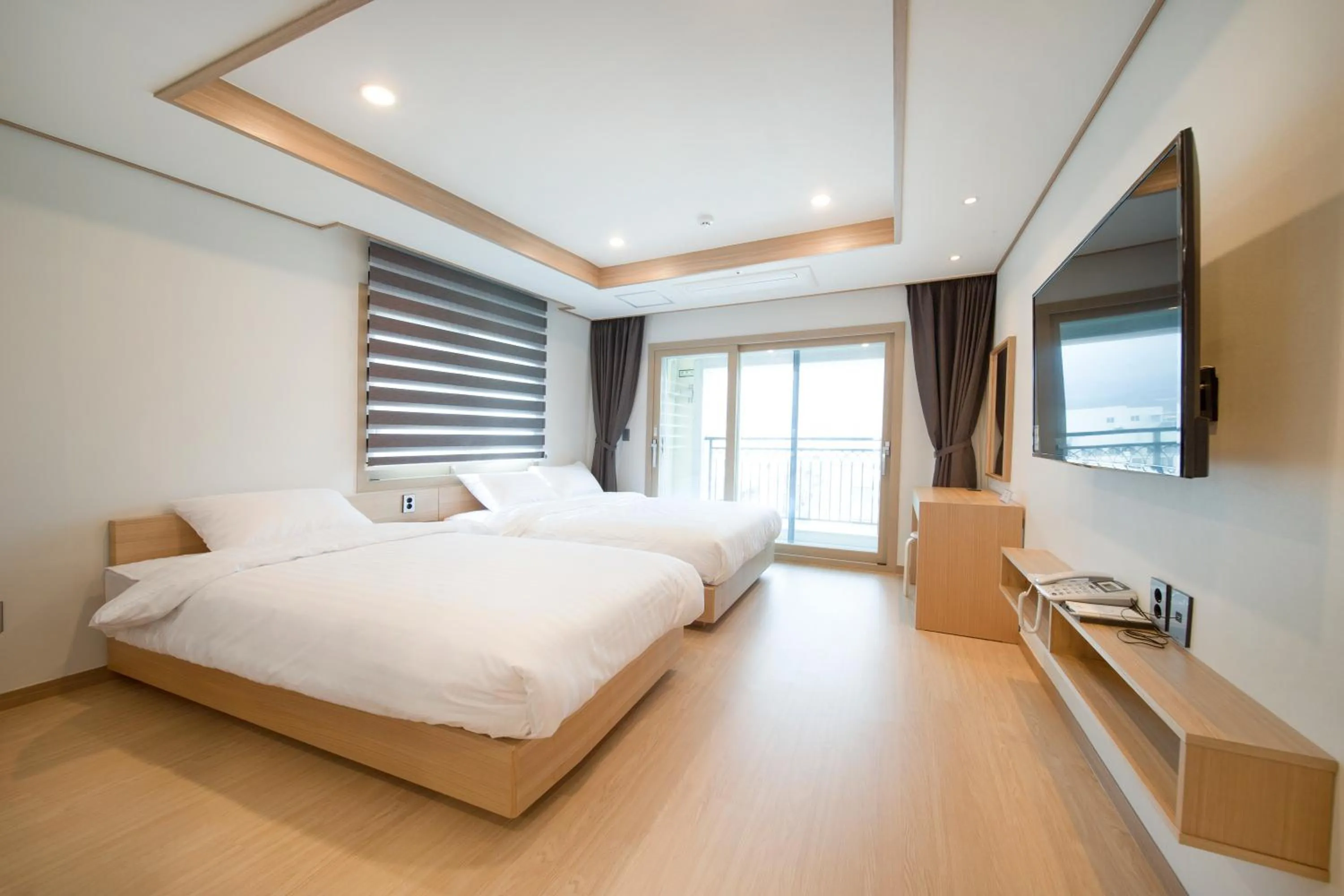 Balcony/Terrace, Bed in Hotel Run