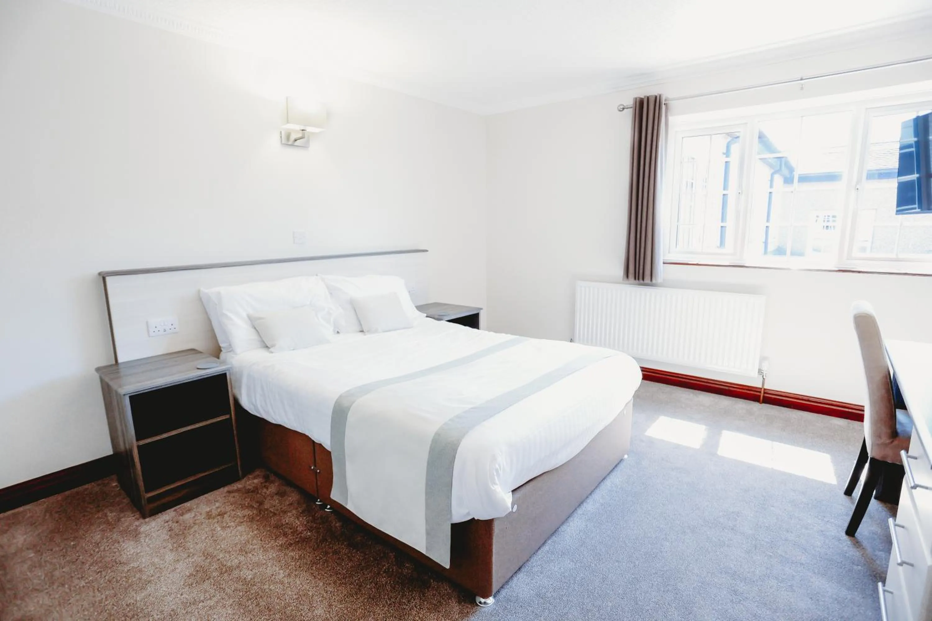 Bedroom, Bed in The Appleby Inn Hotel