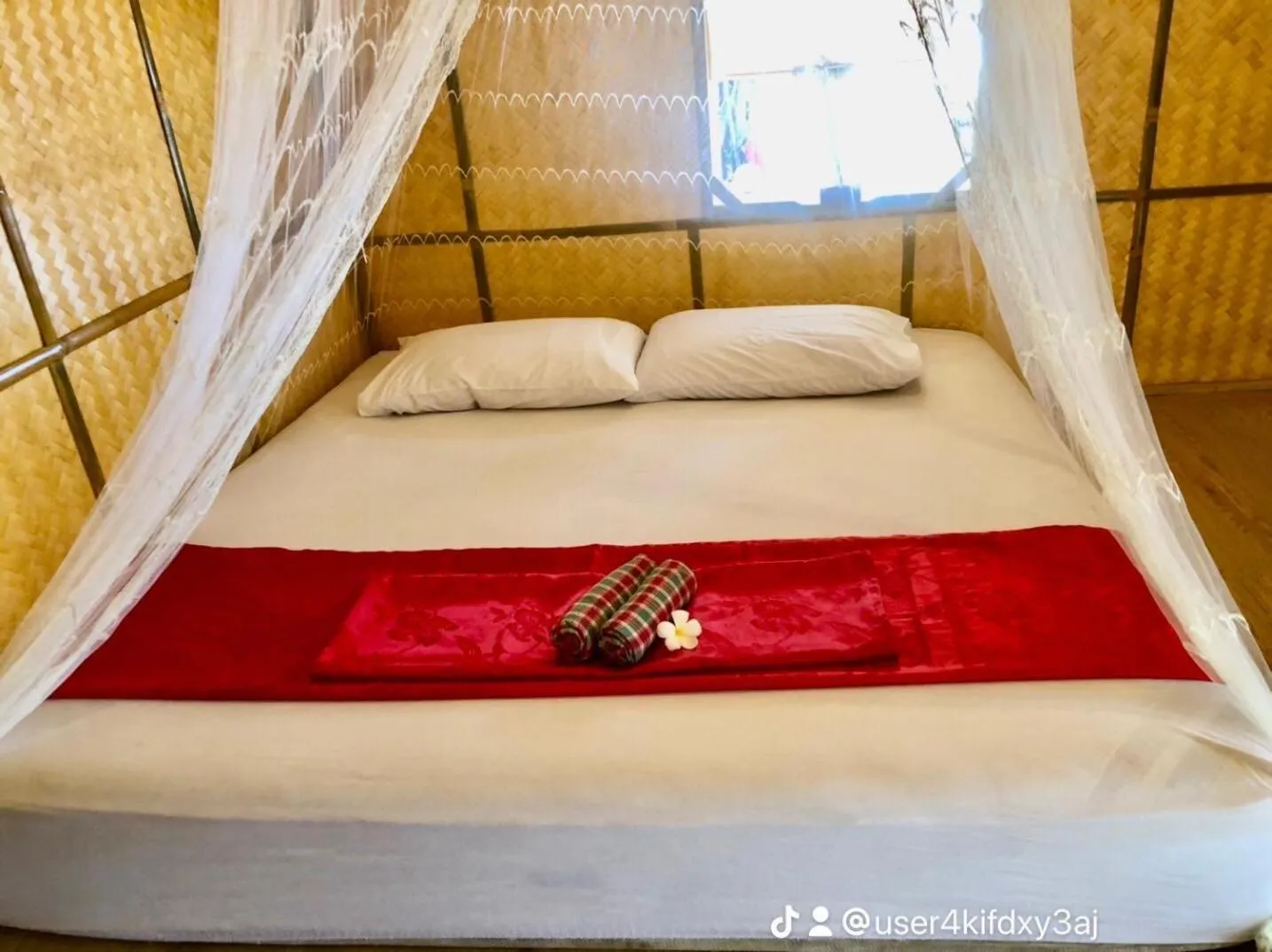Bed in Koh Phaluai Beach Bangalow