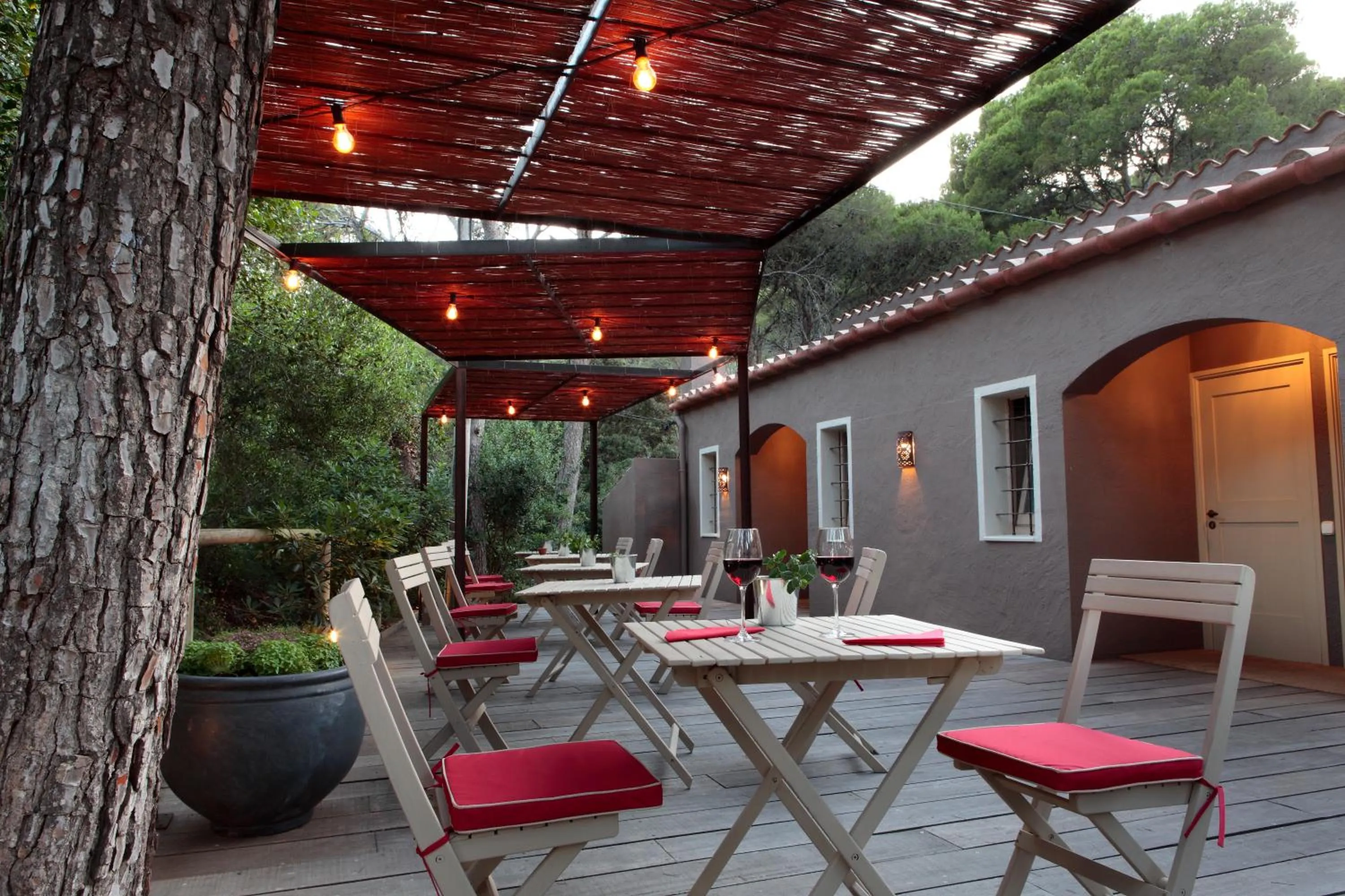 Night in Hostal Sa Rascassa