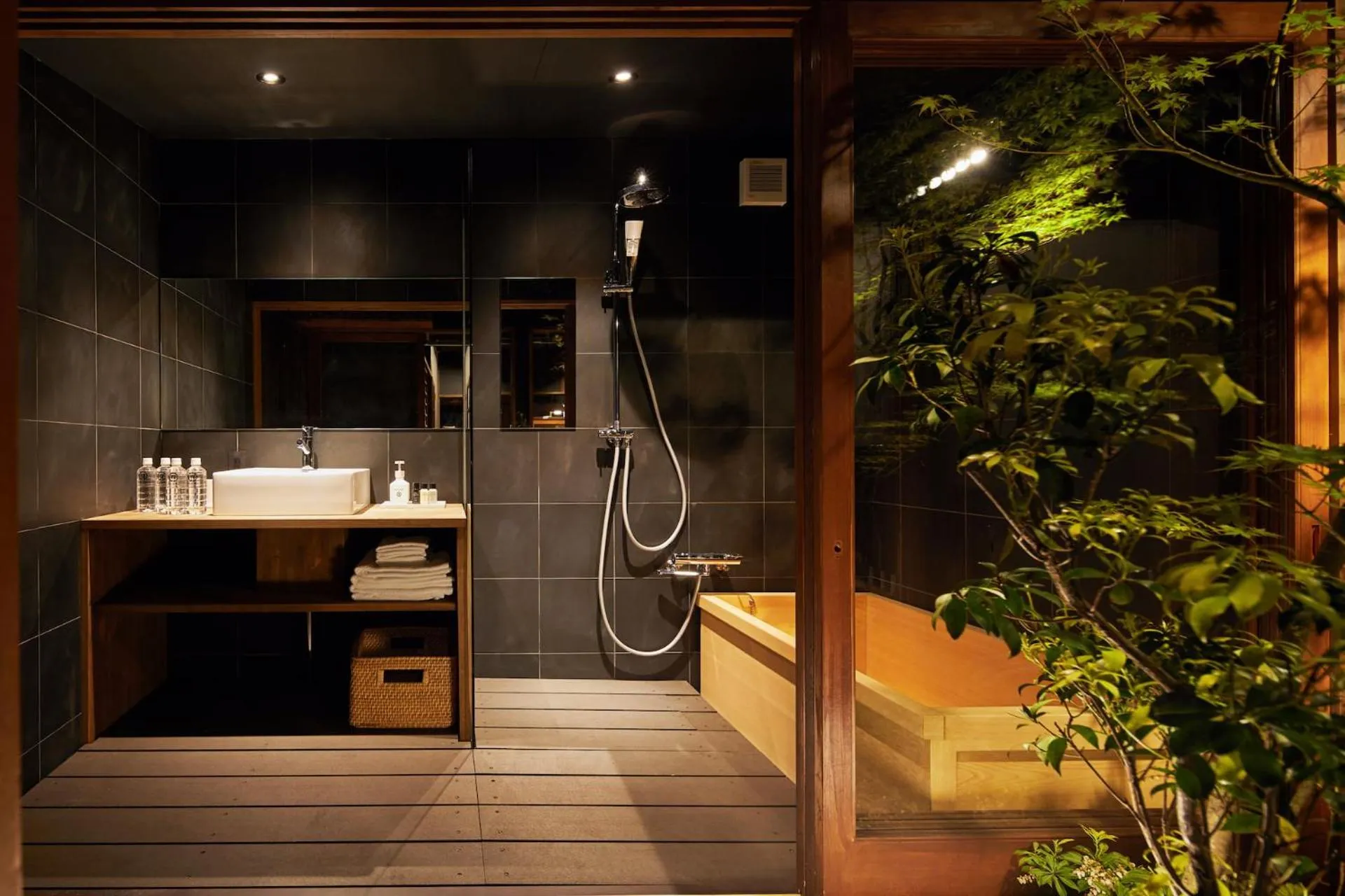 Open Air Bath in YADORU KYOTO HANARE Kanade No Yado