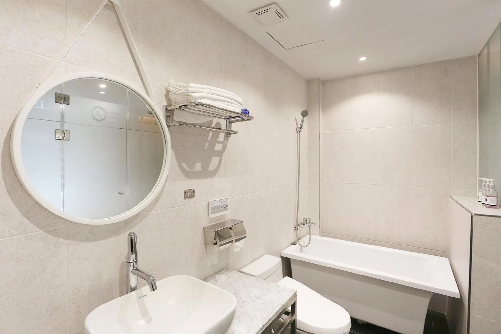 Property building in Louis Hotel