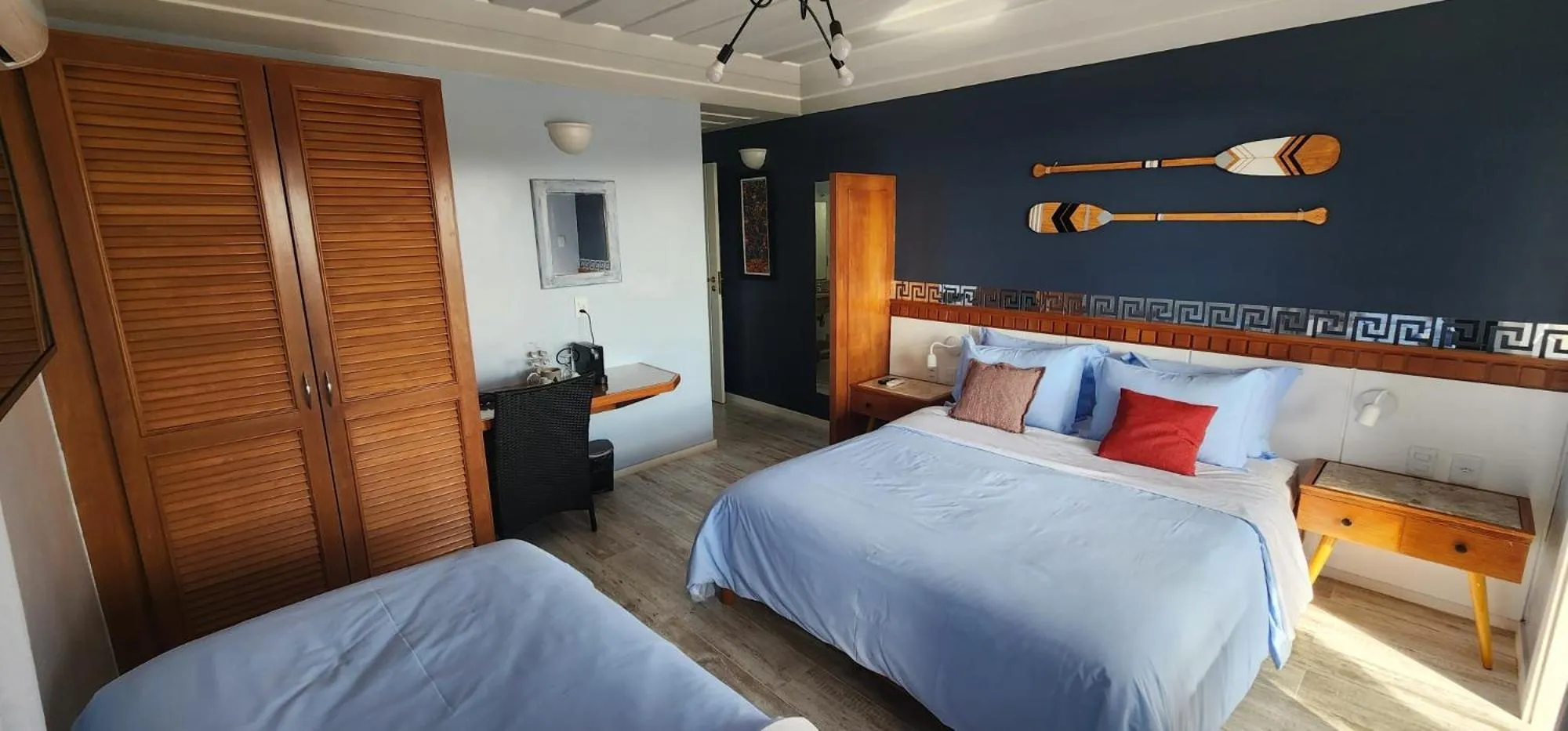 Bed in Pousada Santorini