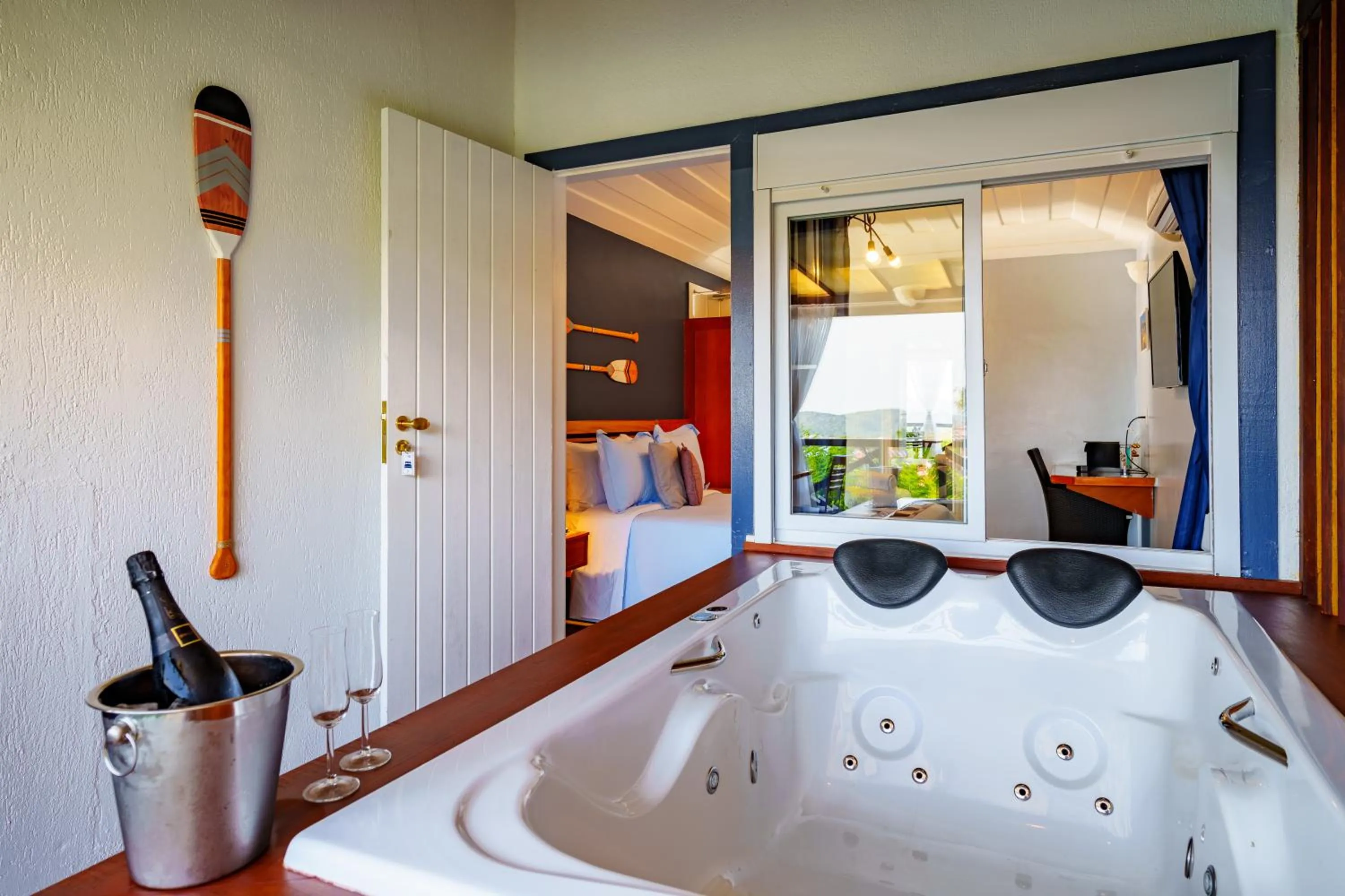 Hot Tub in Pousada Santorini