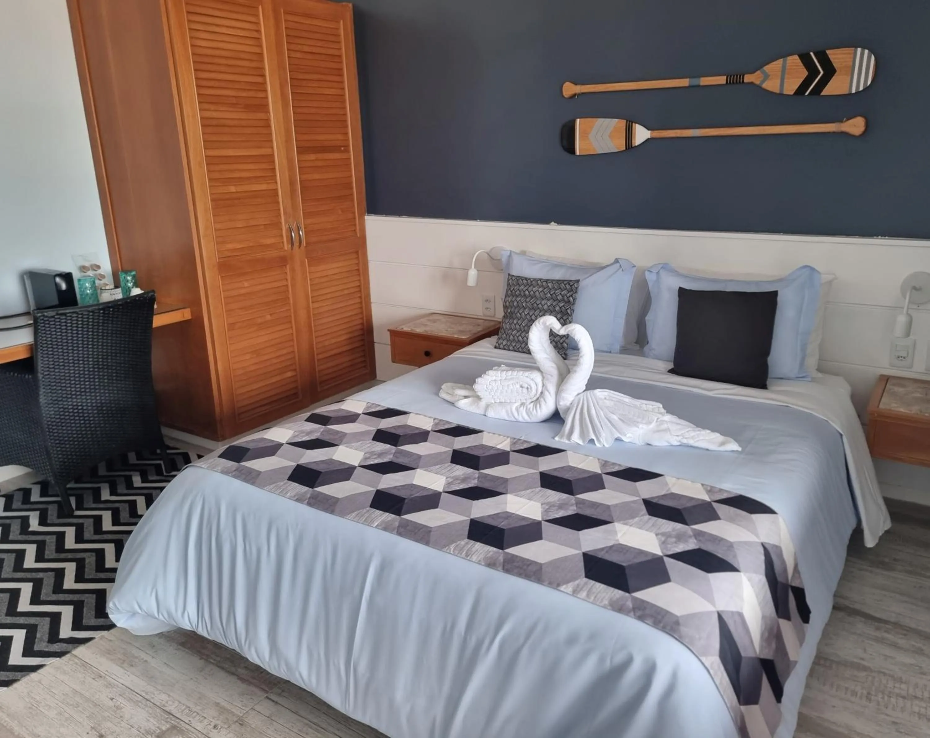 Bed in Pousada Santorini